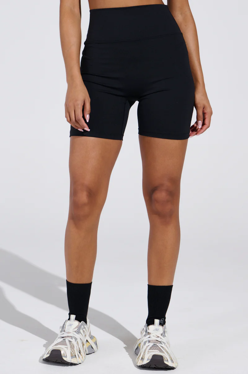 SARAH BIKER SHORTS - Image 3