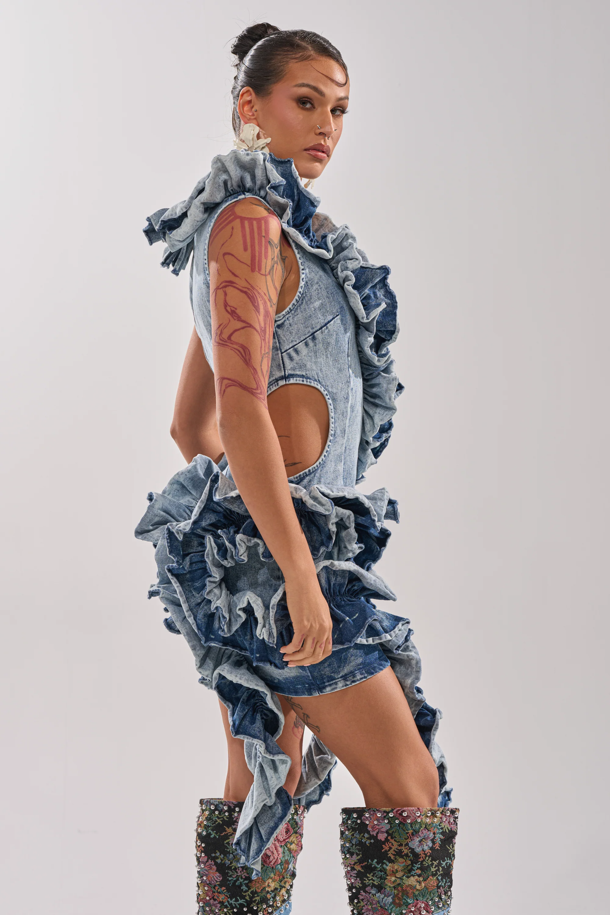 SAY IT AGAIN RUFFLED DENIM MINI DRESS - Image 6
