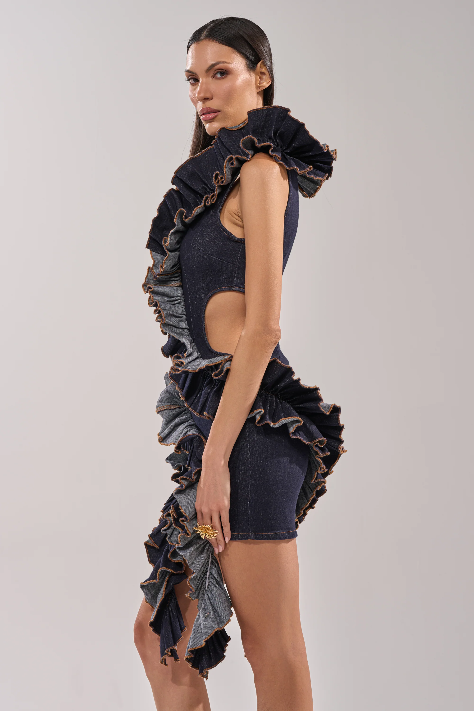 SAY IT AGAIN RUFFLED DENIM MINI DRESS IN DARK BLUE DENIM - Image 4