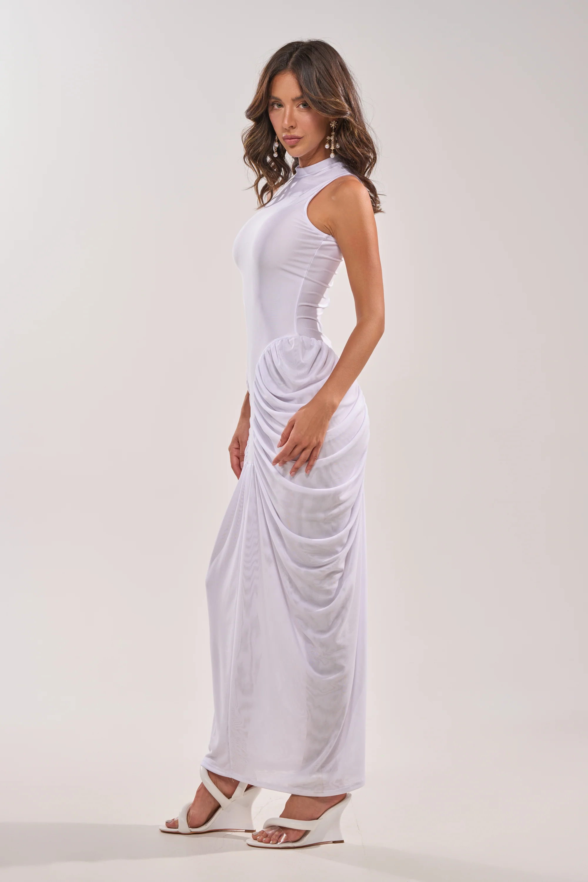 SECOND DATE BODYCON SHINE MAXI DRESS IN WHITE - Image 5