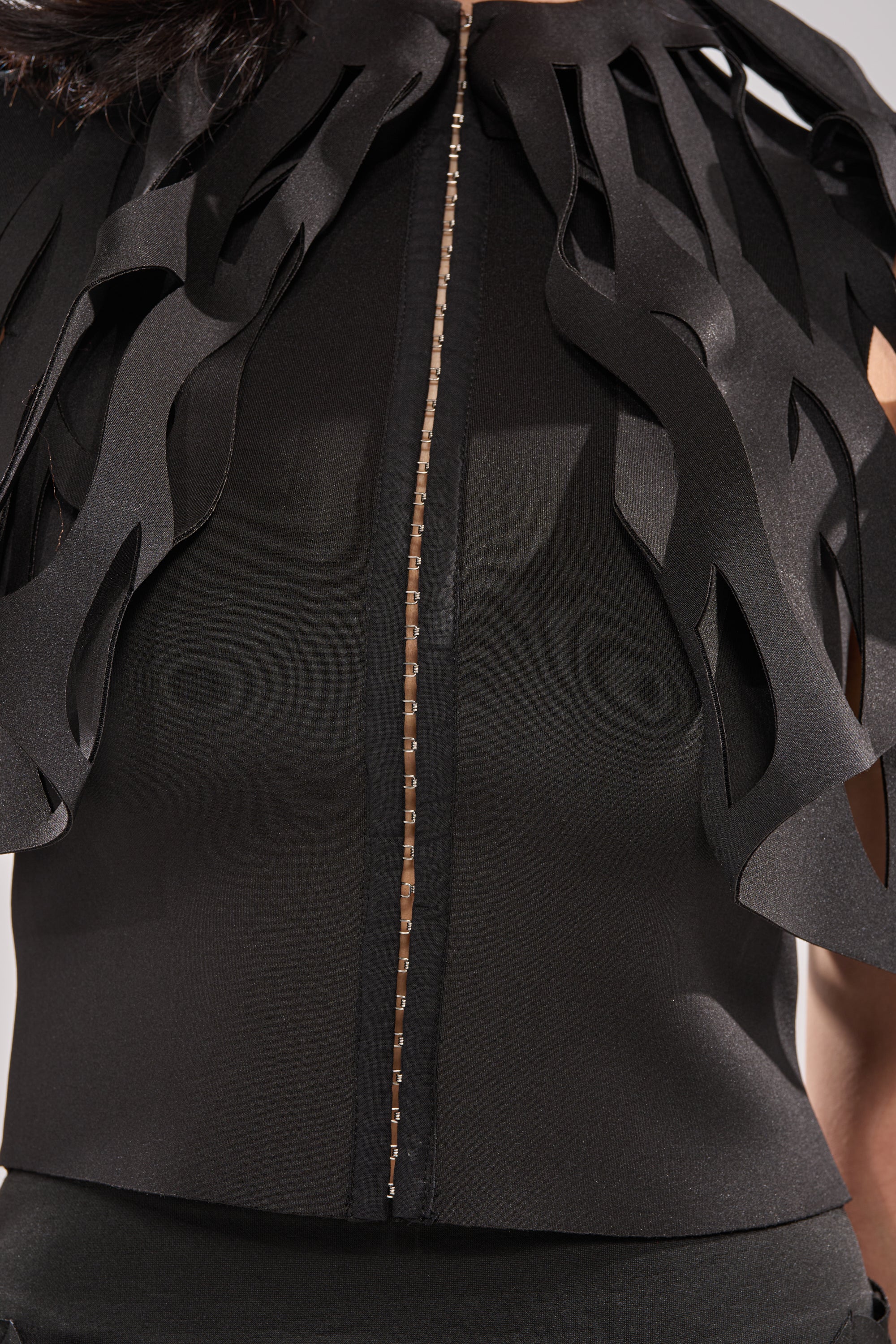 SEGA BLOUSE IN BLACK - Image 7