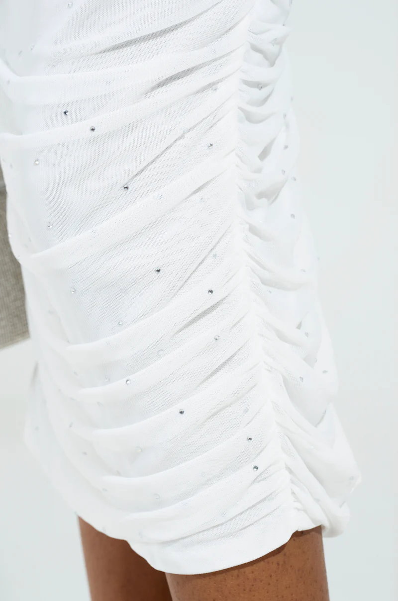 SERPENTI PLUNGE MIDI DRESS IN IVORY - Image 7