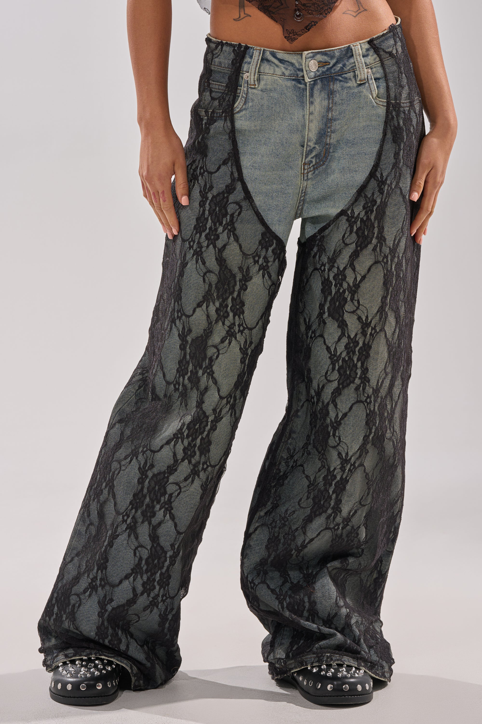 SEXY LACE CHAP DENIM