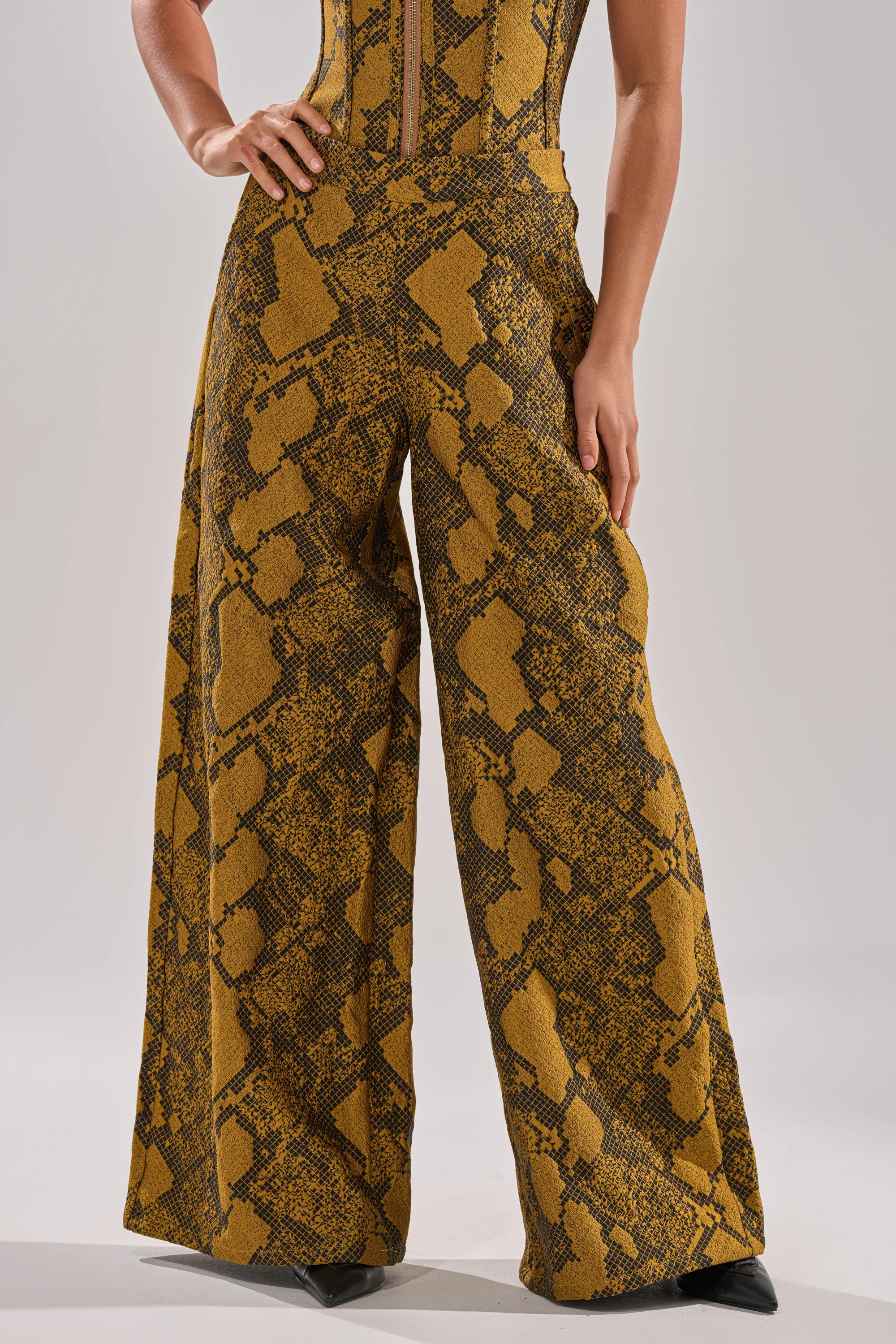 SEXY LITTLE THANG SNAKE TROUSER - Image 2