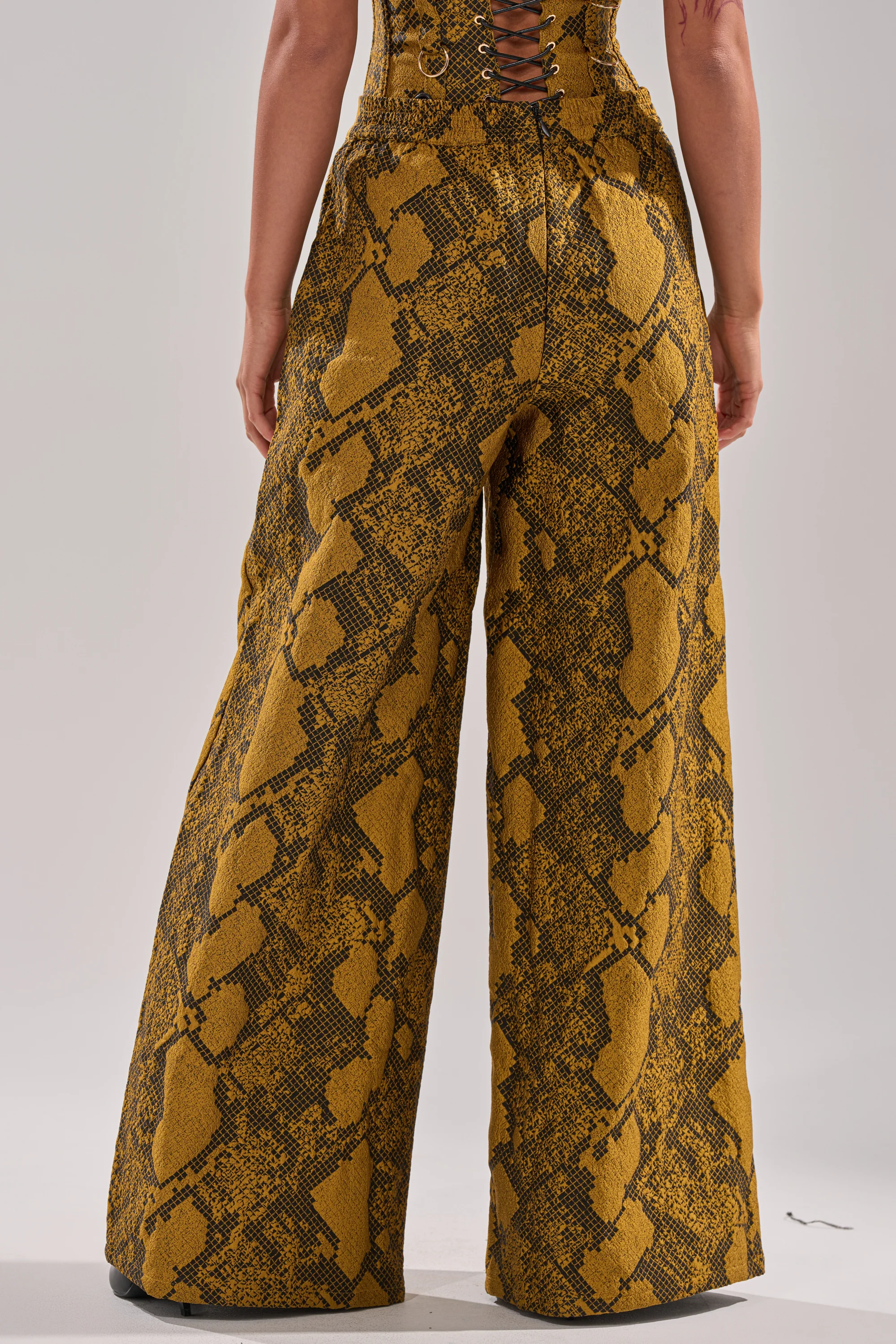 SEXY LITTLE THANG SNAKE TROUSER - Image 5