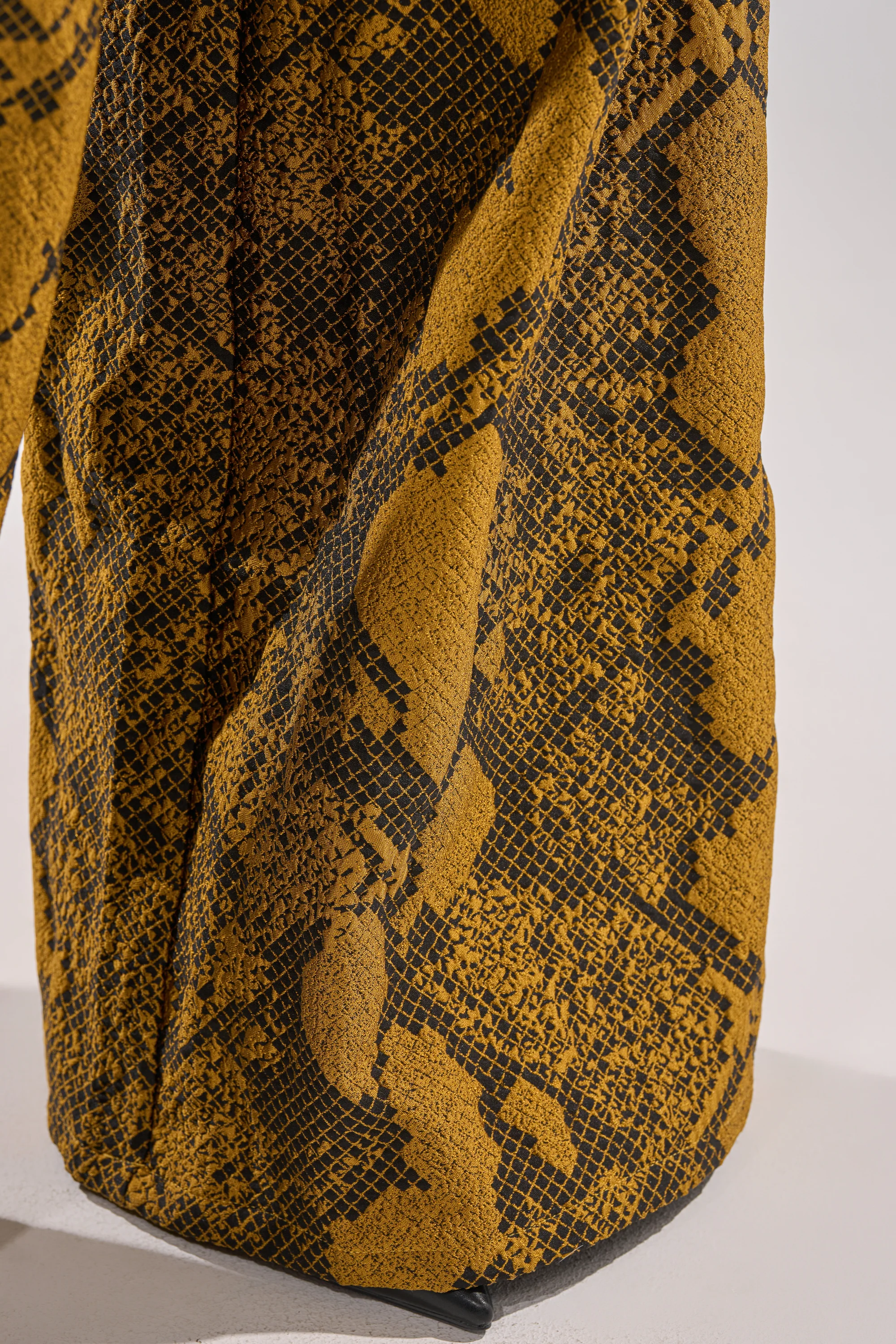 SEXY LITTLE THANG SNAKE TROUSER - Image 7