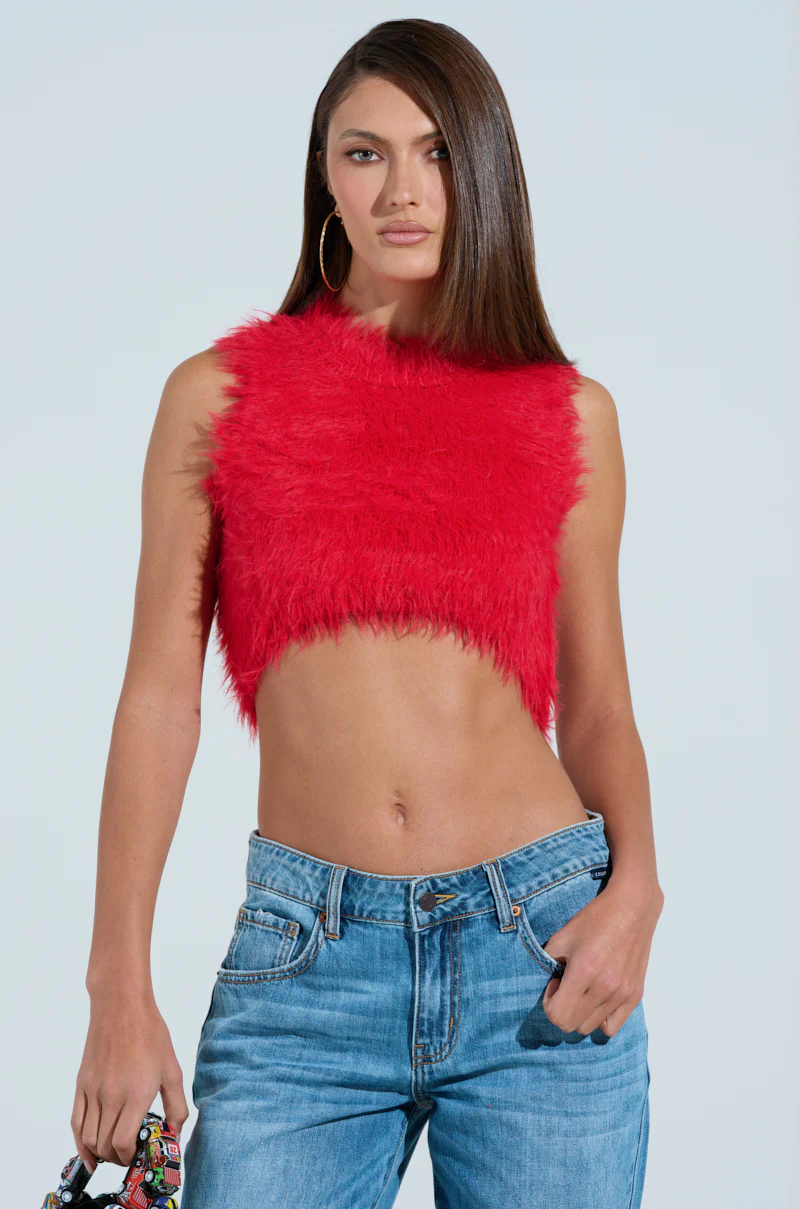SHAGGY RED CROP TOP - Image 2