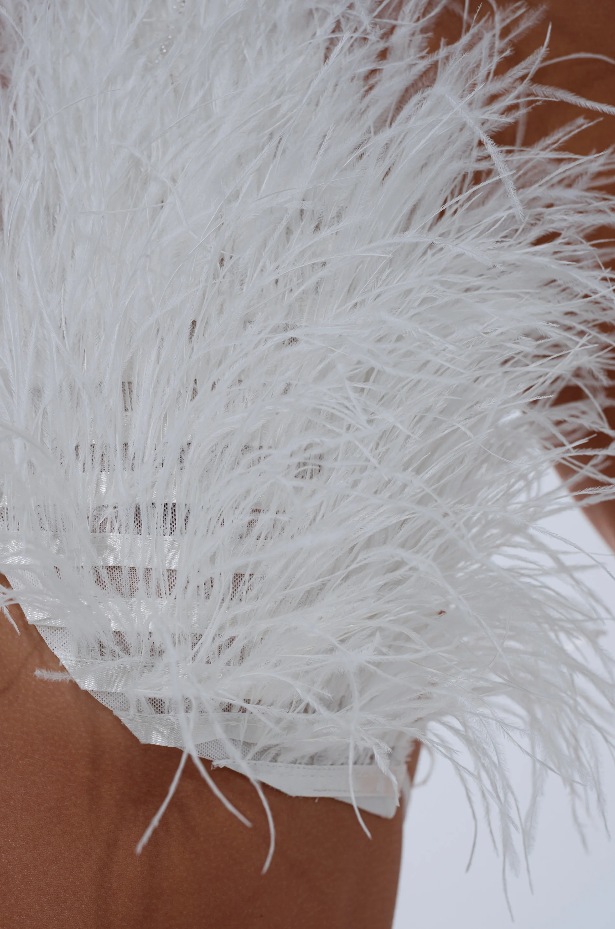 SHAKE IT FOR ME GIRL FEATHER BRALETTE - Image 9