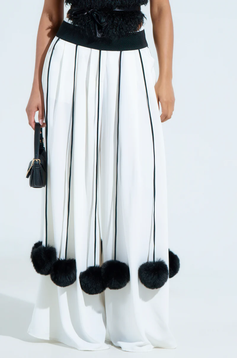 SHAKE YA POM POMS FUR BELT - Image 3