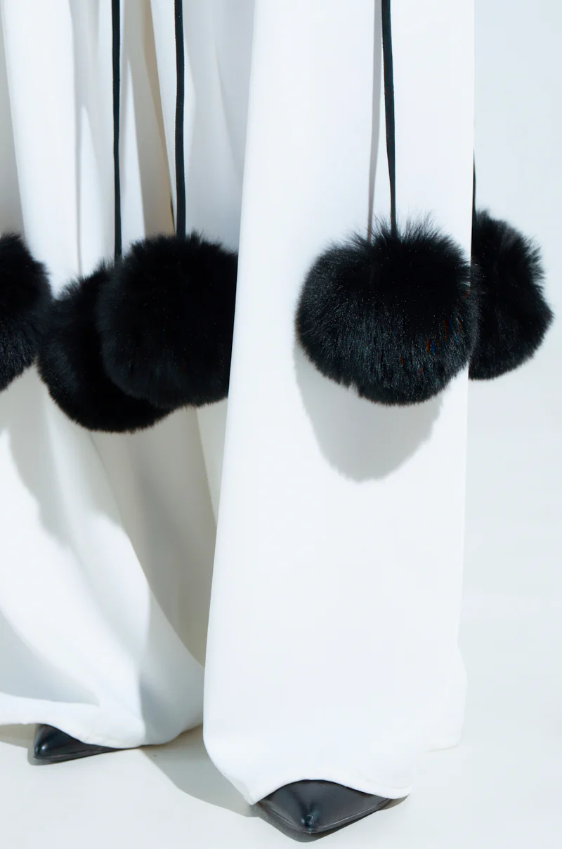 SHAKE YA POM POMS FUR BELT - Image 7