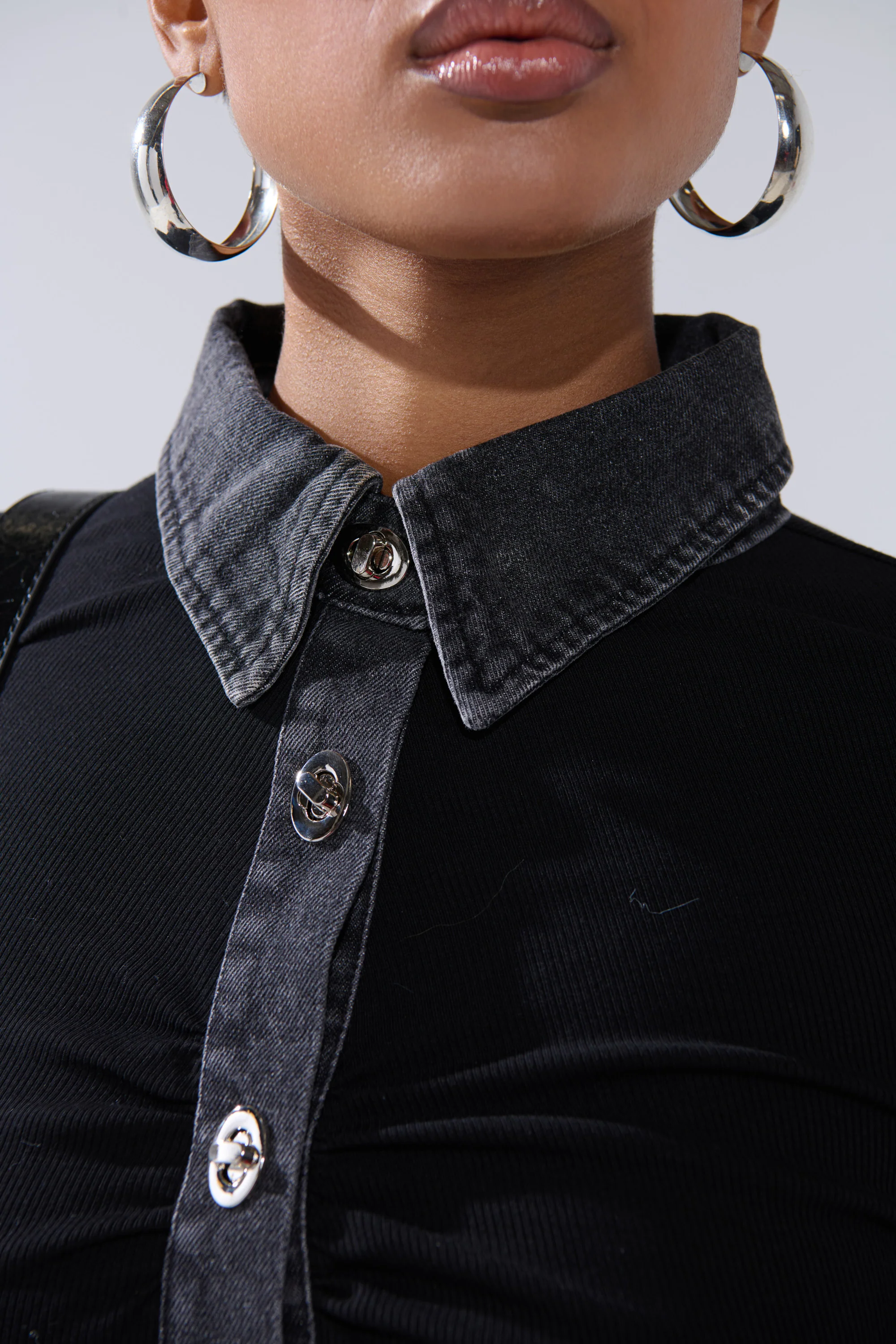 SHANNON KNIT BUTTON DOWN - Image 10