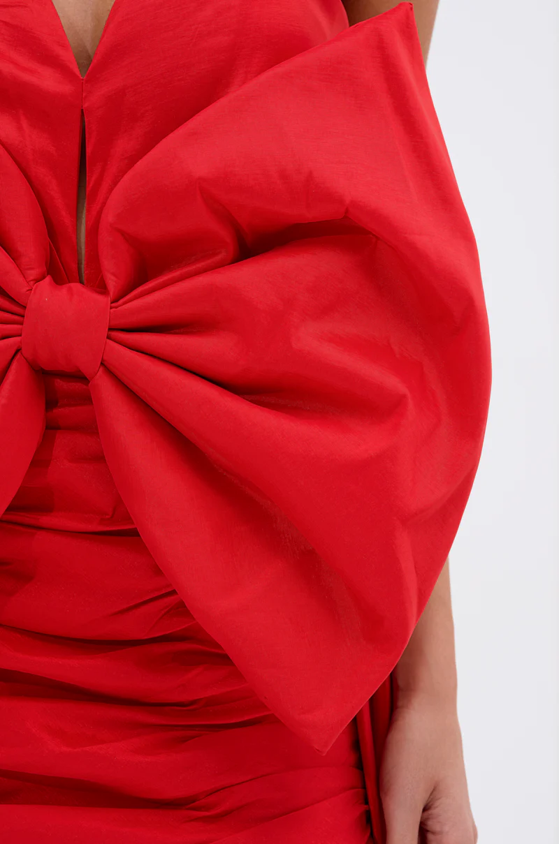SHE IS THE MOMENT MINI DRESS WITH TRAIN IN RED - Image 8