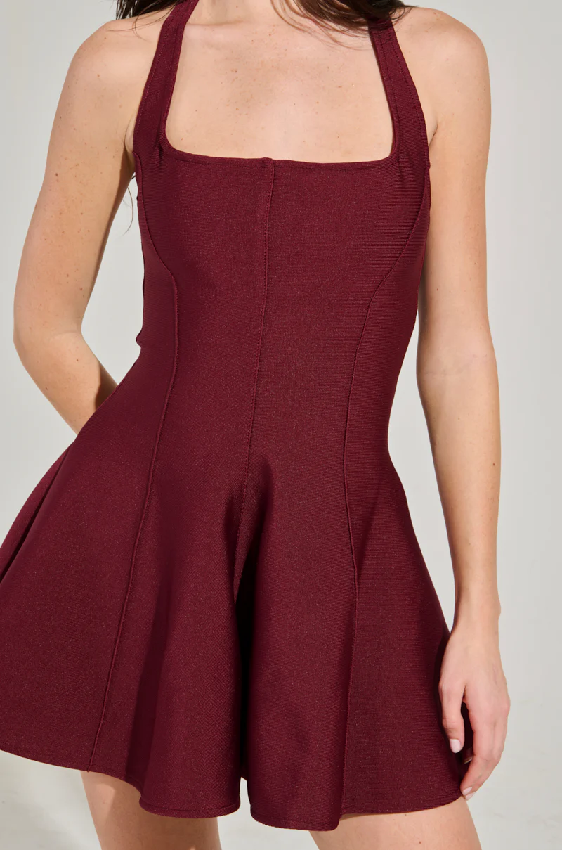SHE'S A CLASSIC BANDAGE MINI DRESS - Image 8