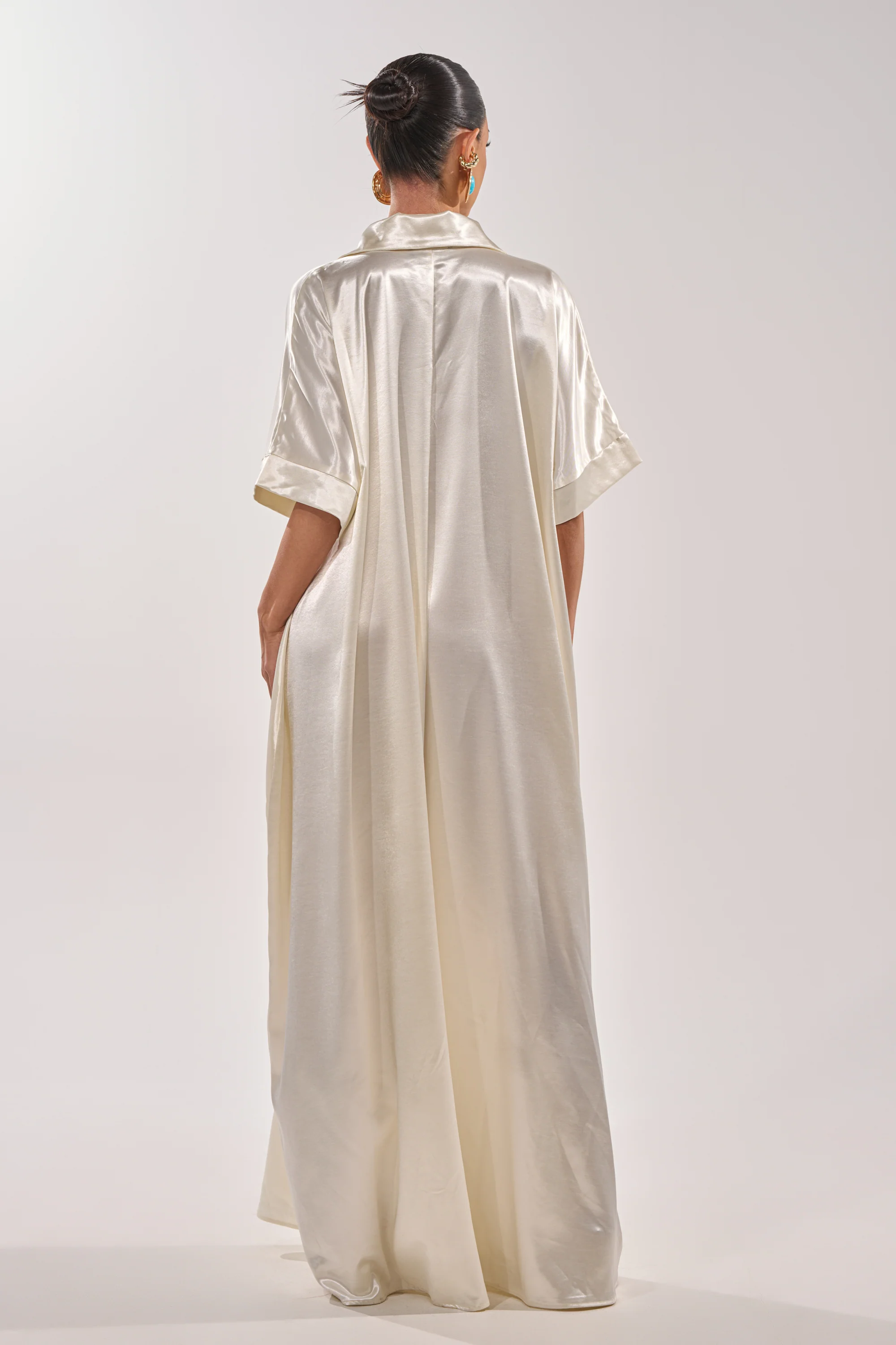 SHE'S RICH OVERSIZED JUMPSUIT IN LUXE CREAM - Image 8