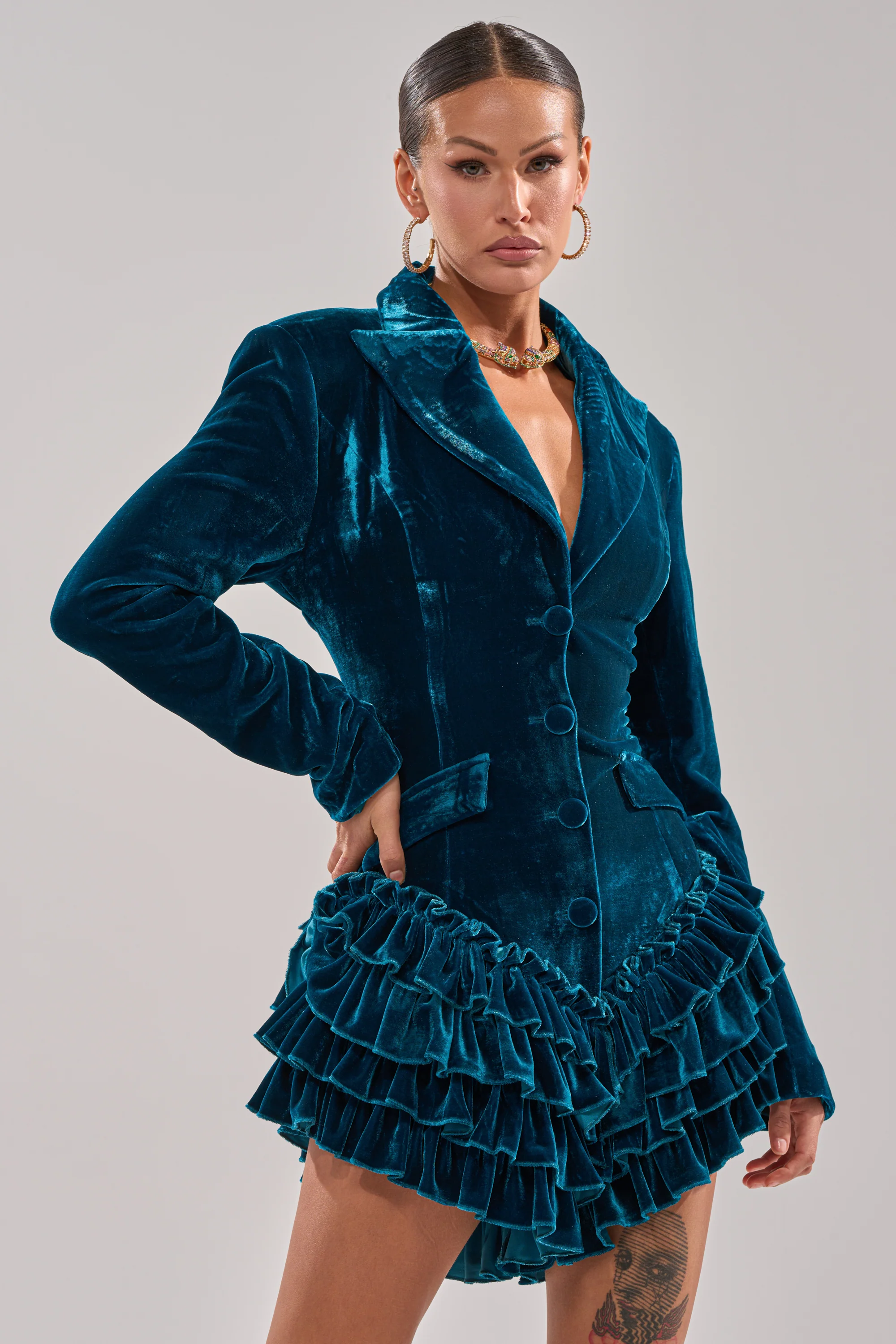 SHE'S ROYALTY VELVET ROMPER - Image 4