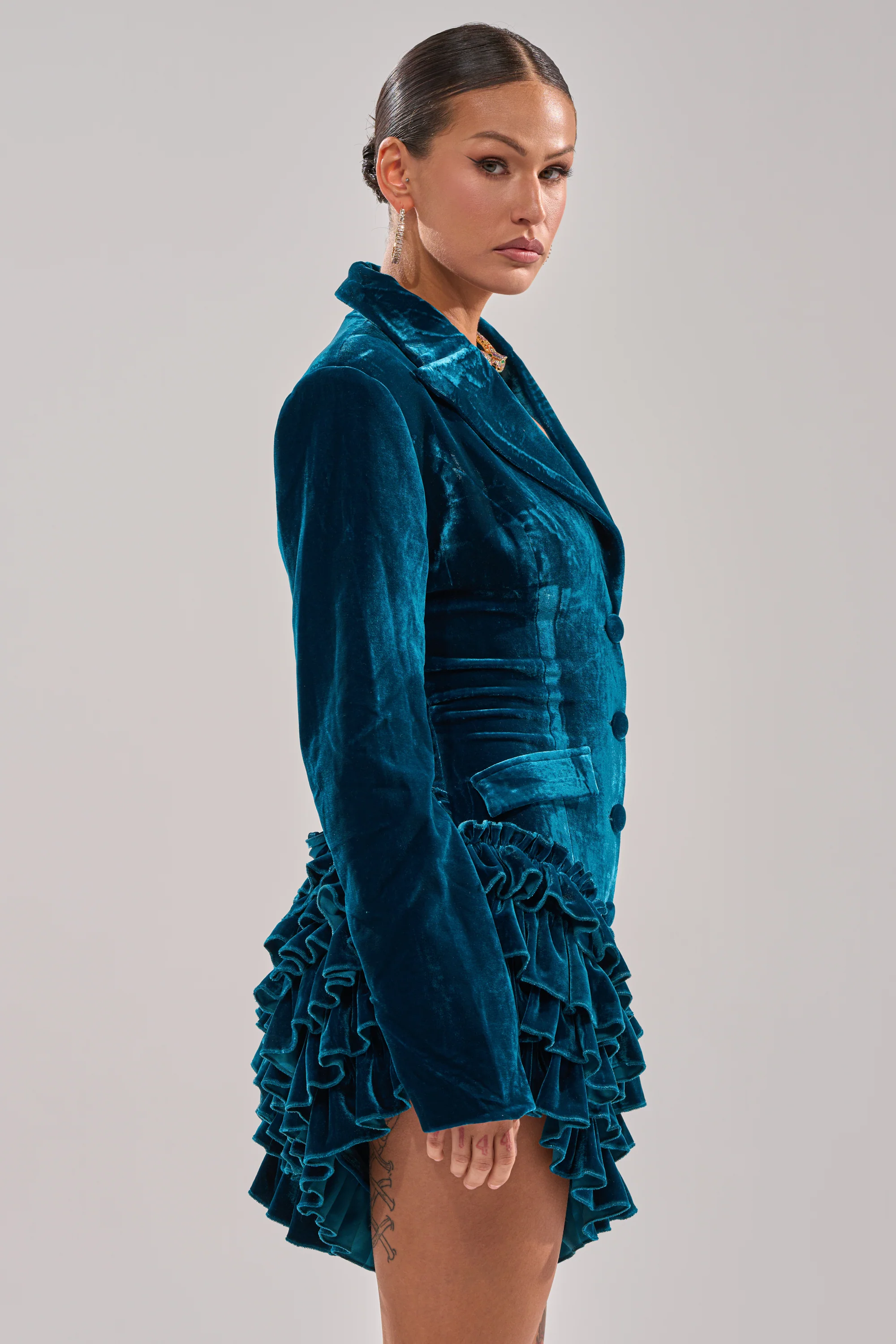 SHE'S ROYALTY VELVET ROMPER - Image 5