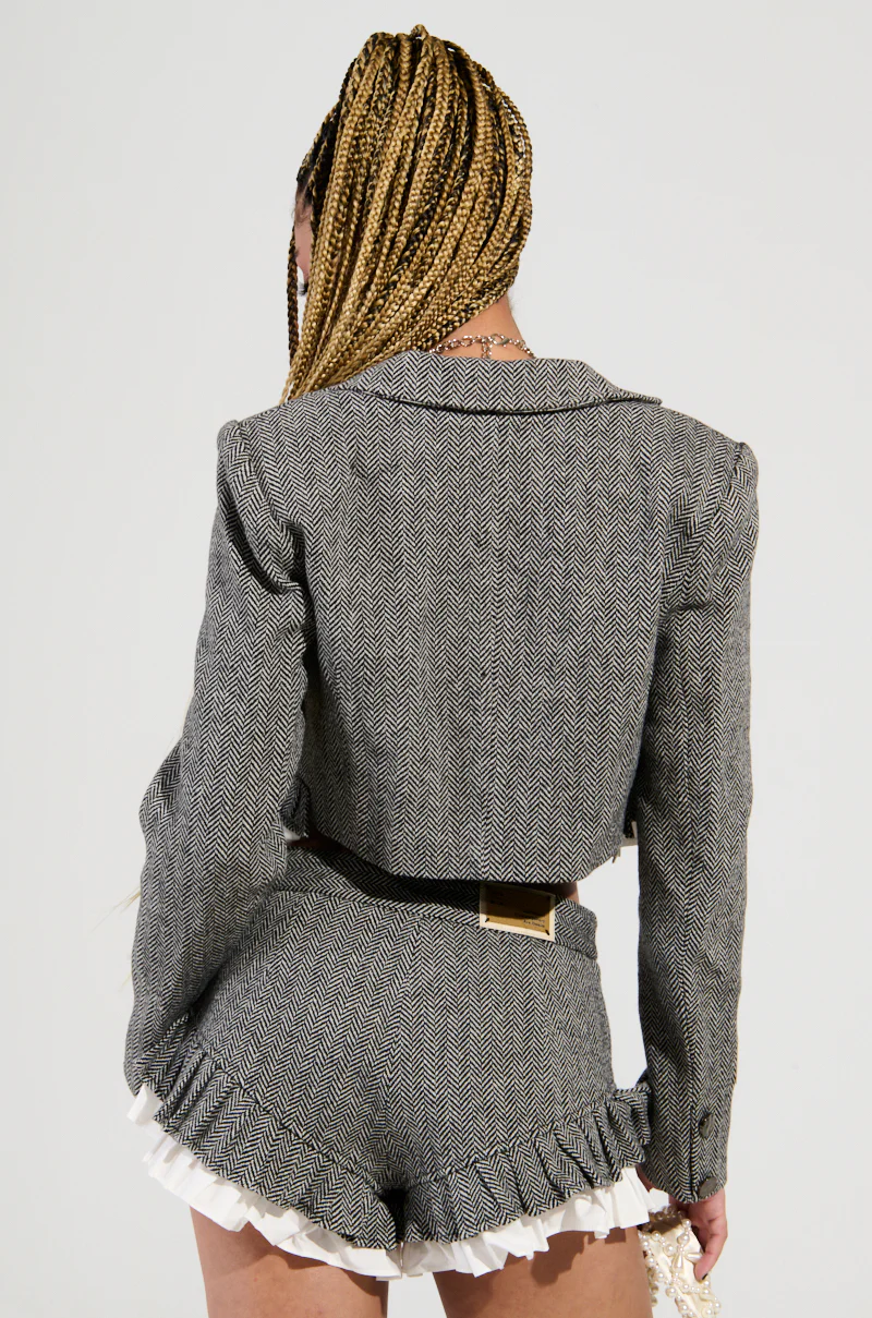 SHORT N SWEET CROPPED BLAZER - Image 5