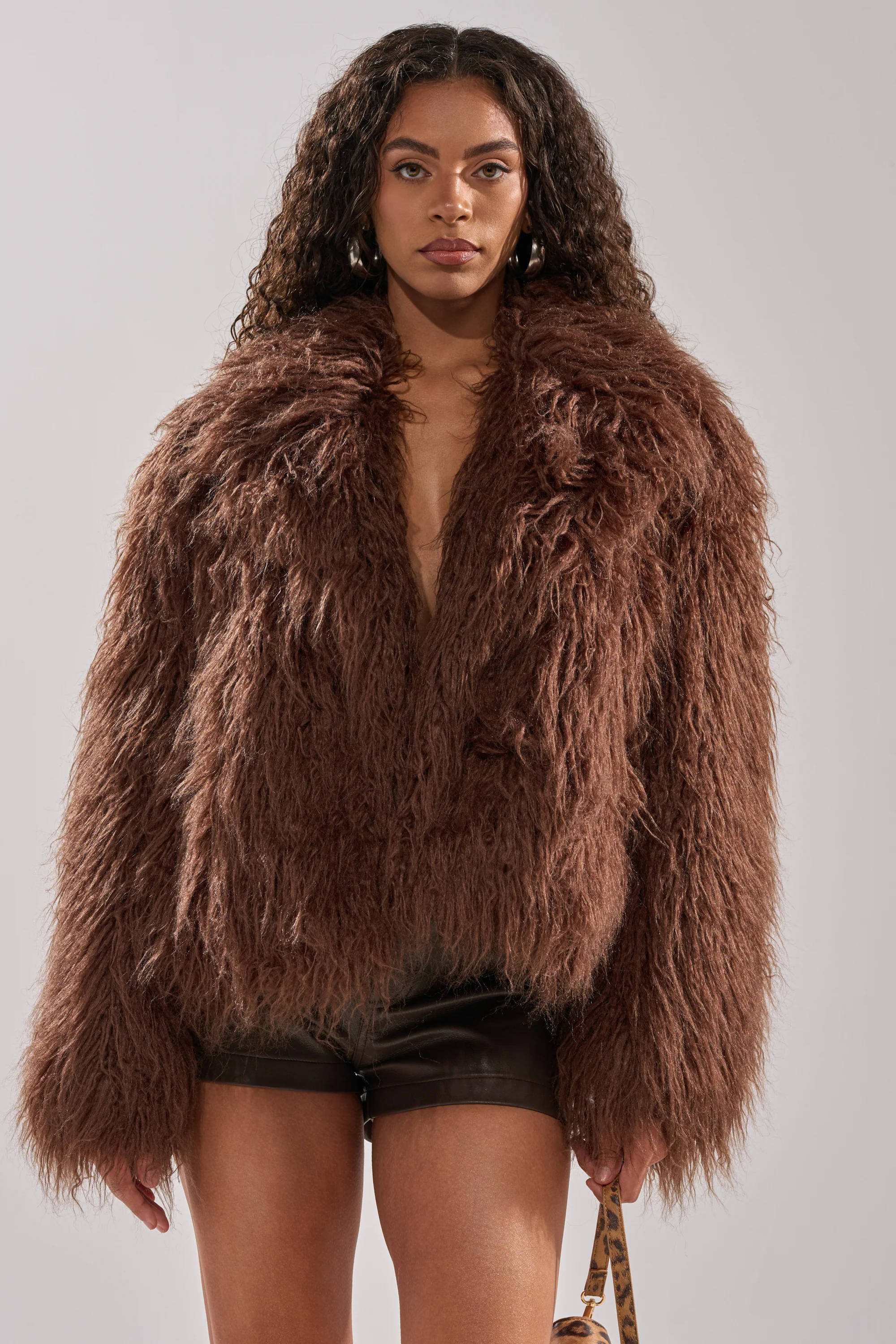 SHORT N SWEET FAUX FUR COAT - Image 5