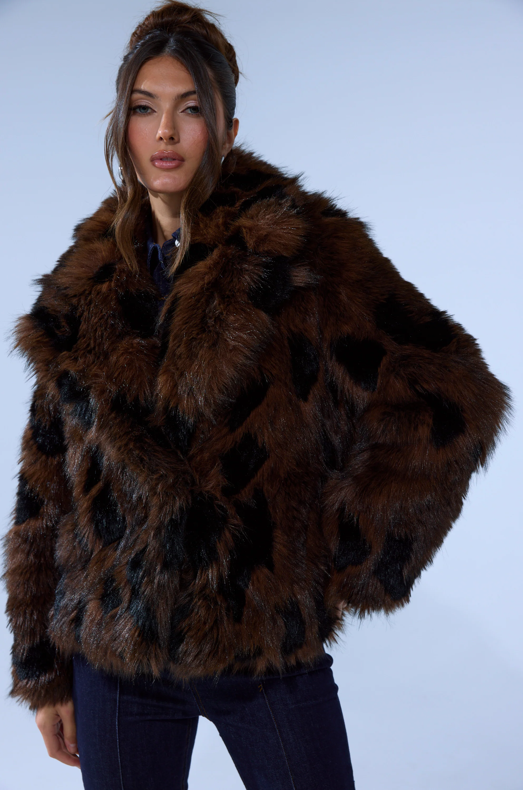 SHORTIE FUR COAT IN BROWN MULTI - Image 3