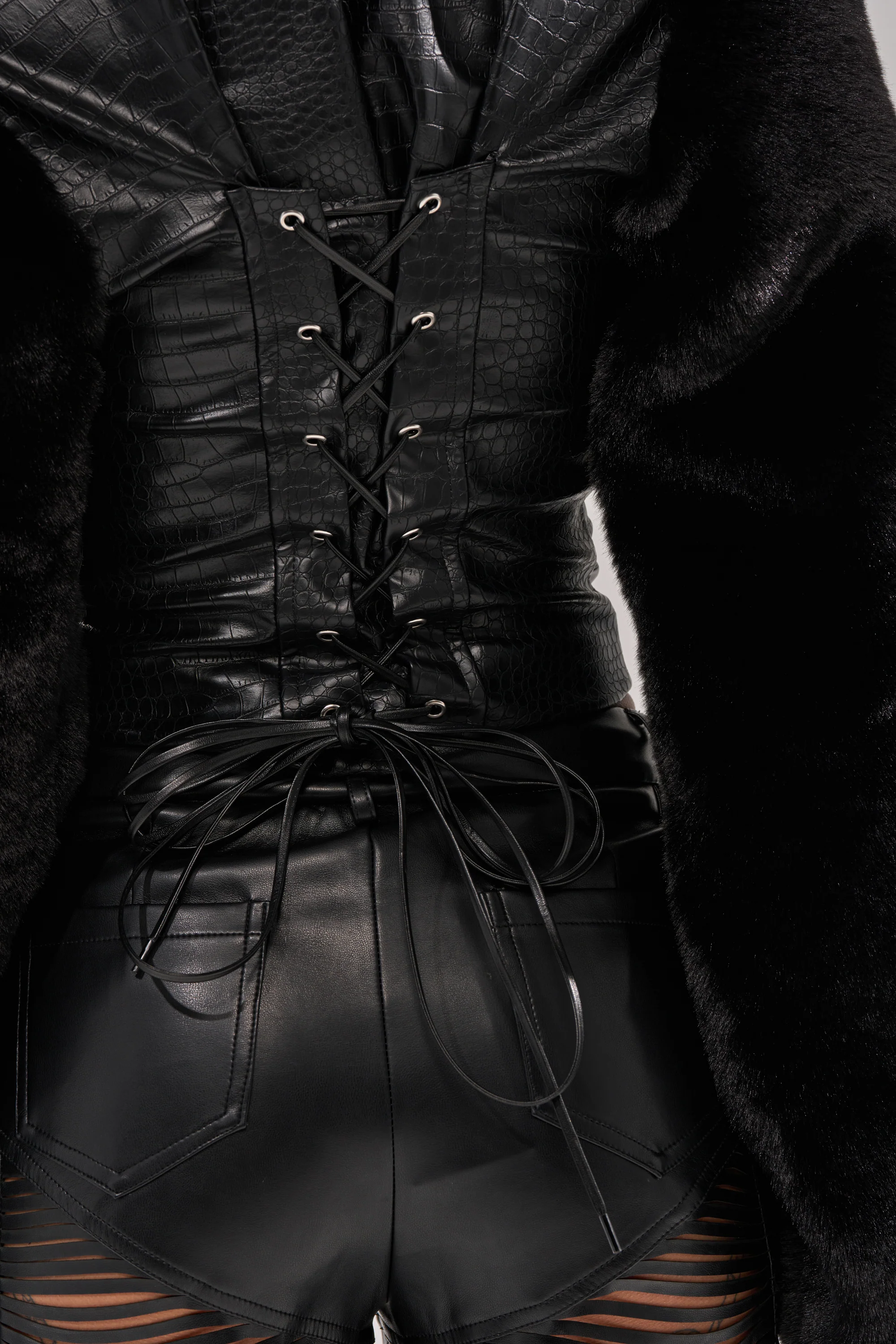 SHORTY CORSETED FAUX FUR - Image 10