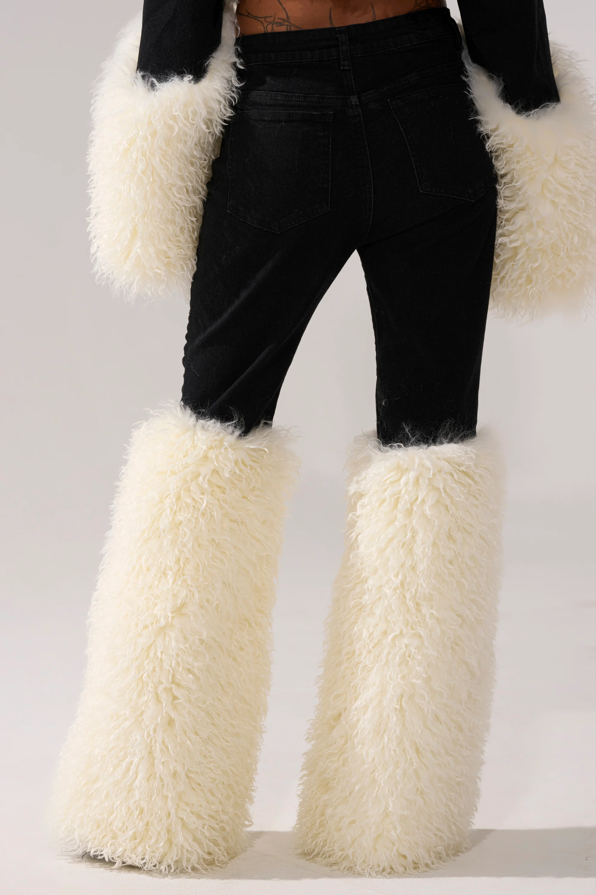 SITTING PRETTY FUR TRIM DENIM - Image 5