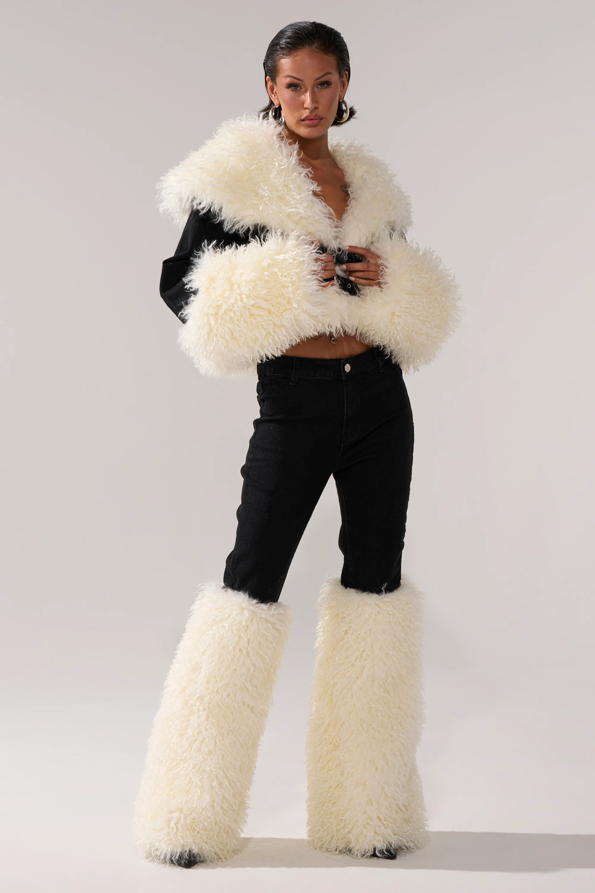 SITTING PRETTY FUR TRIM DENIM - Image 8