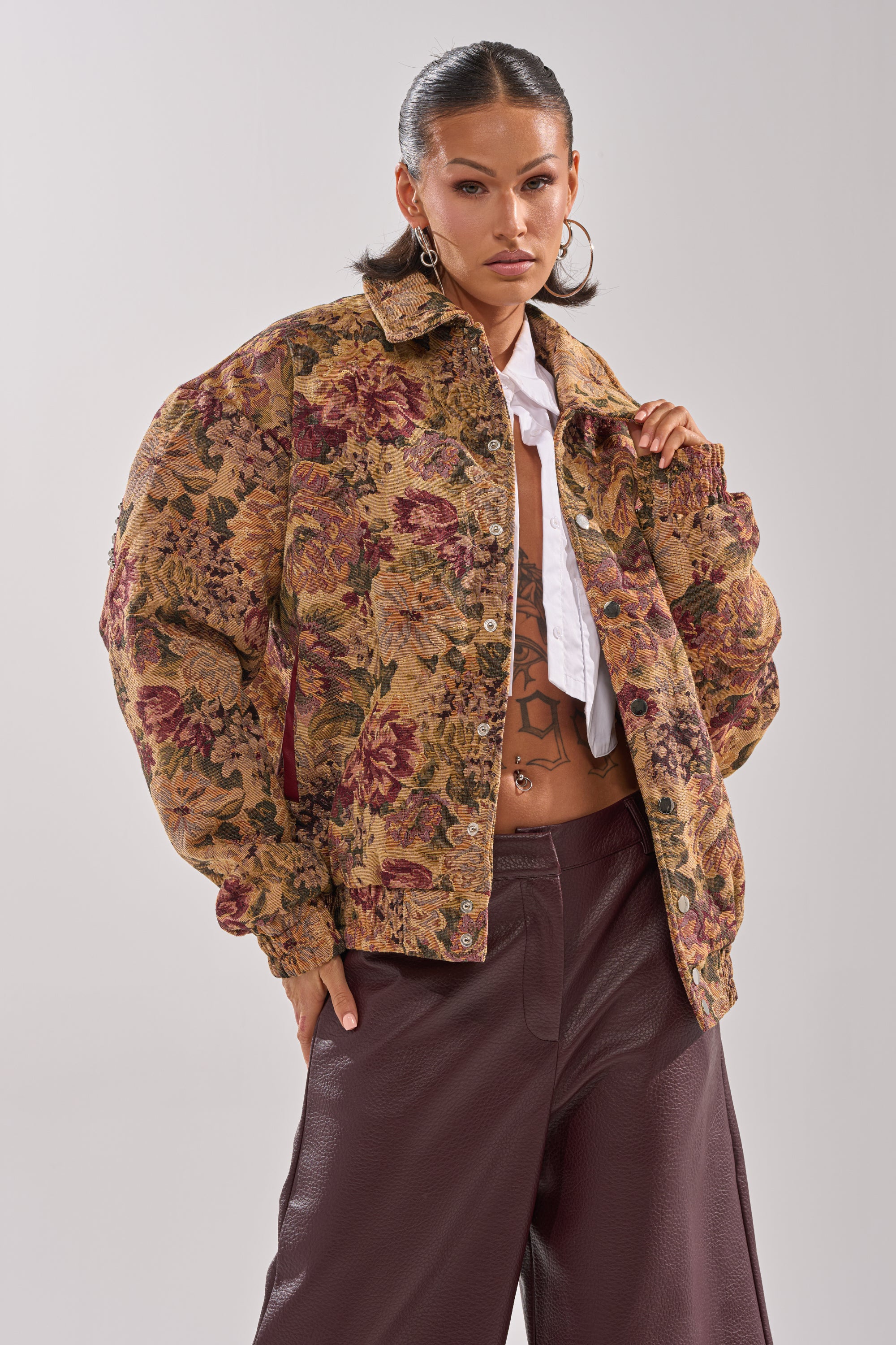 SLIDE ON ME TAPESTRY BOMBER - Image 4