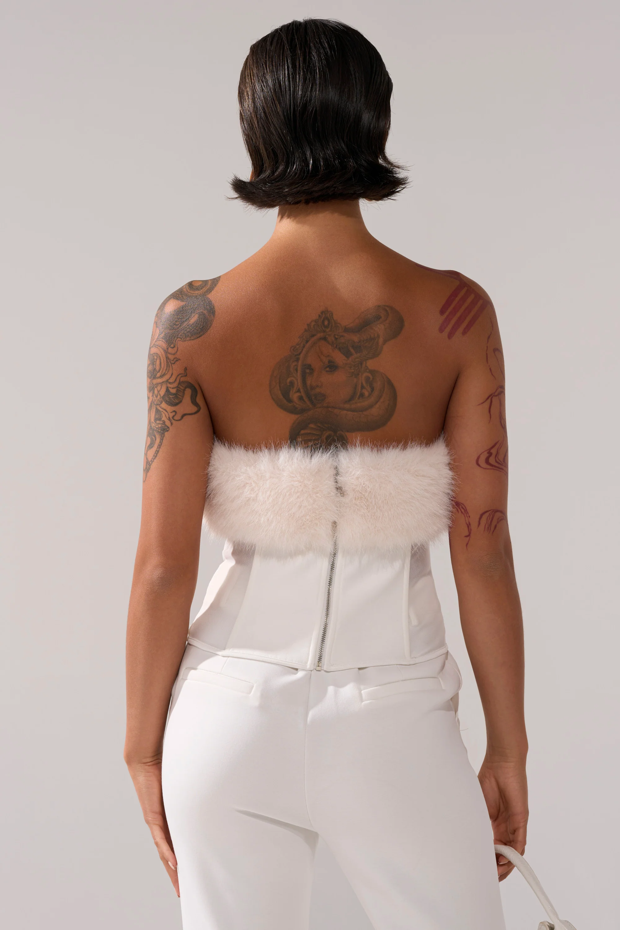 SNOW BUNNY CORSET WITH FUR - Image 4