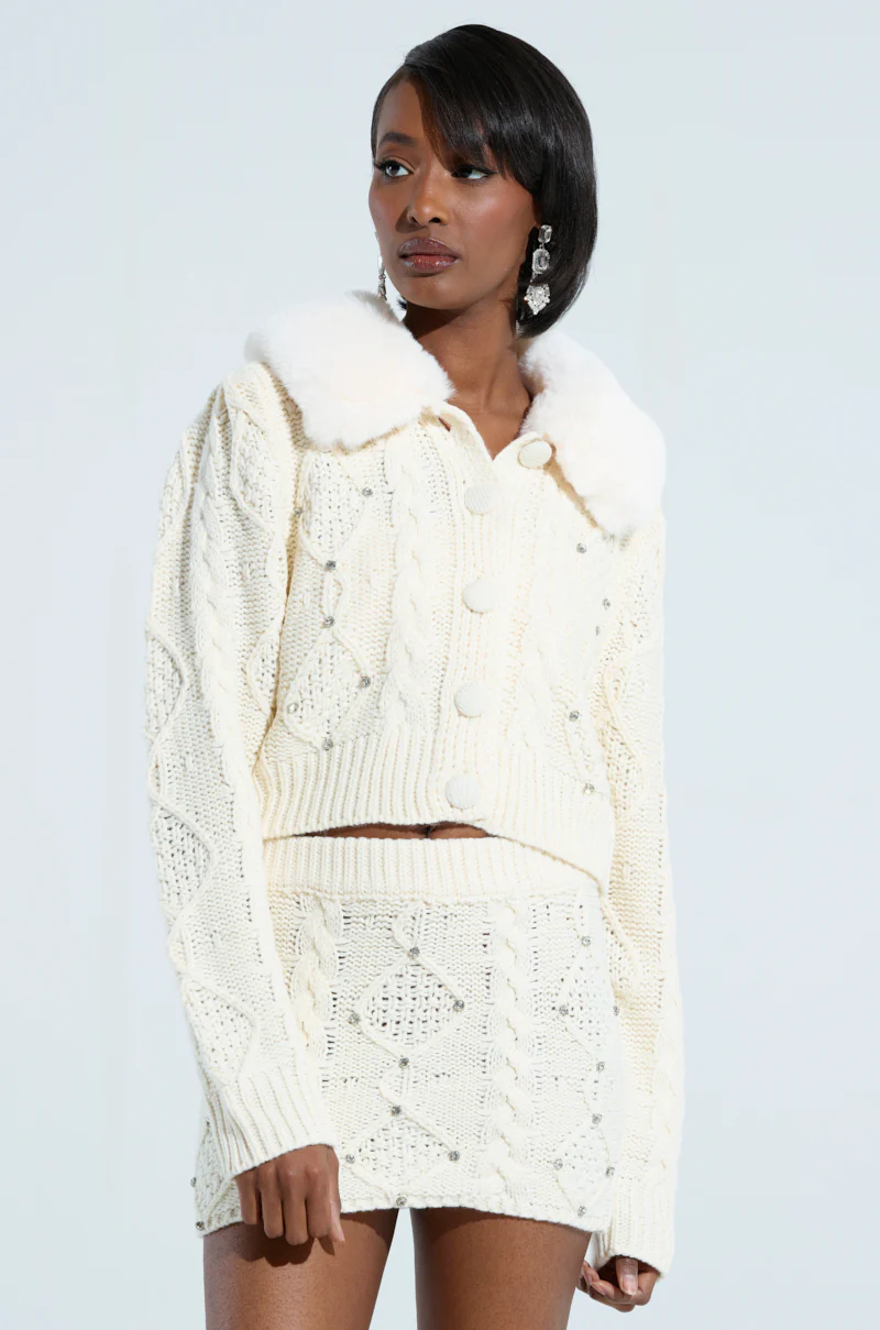 SNOW BUNNY SWEATER - Image 2