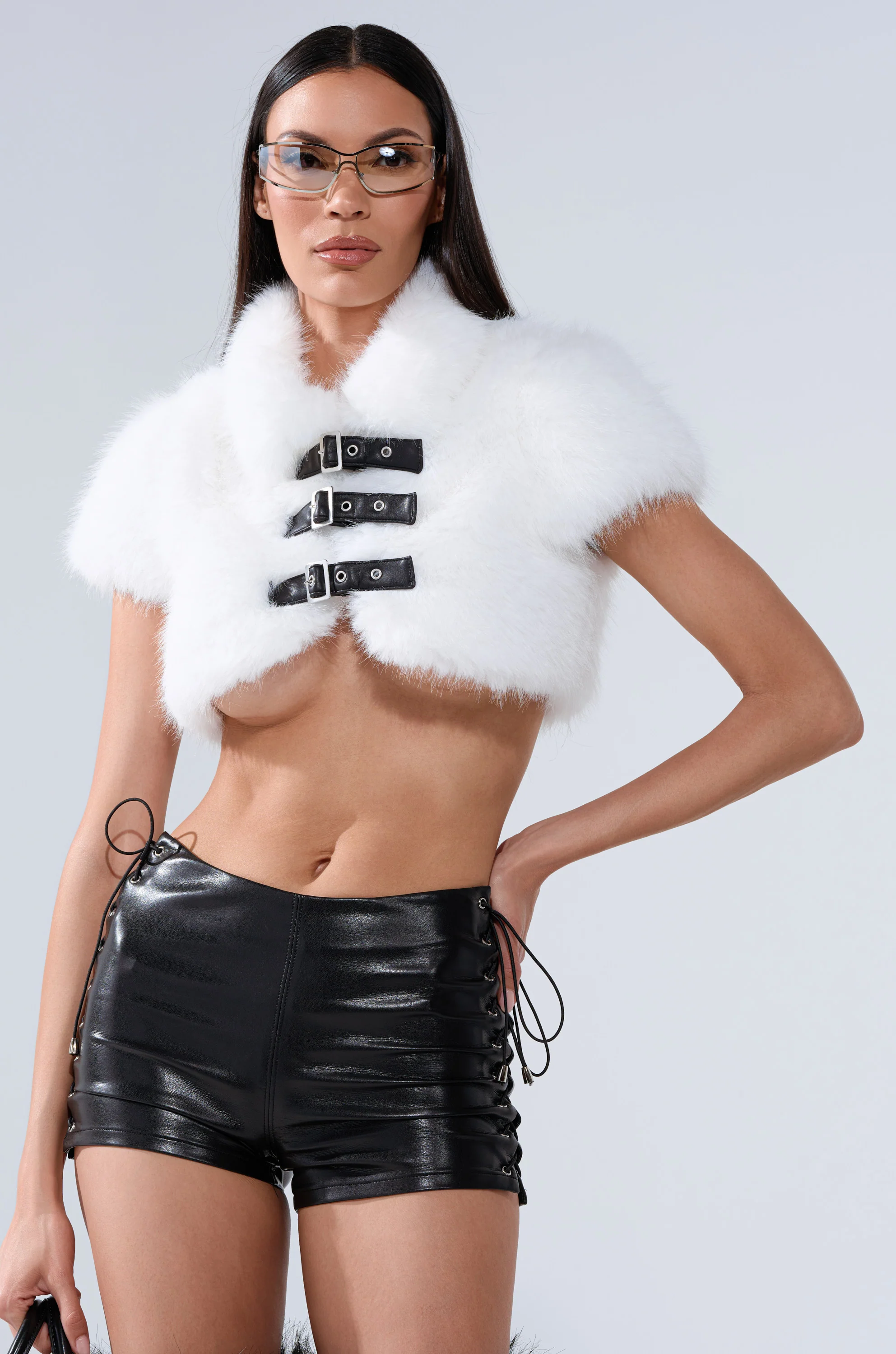 SNOW WHITE CROP FUR SWEATER