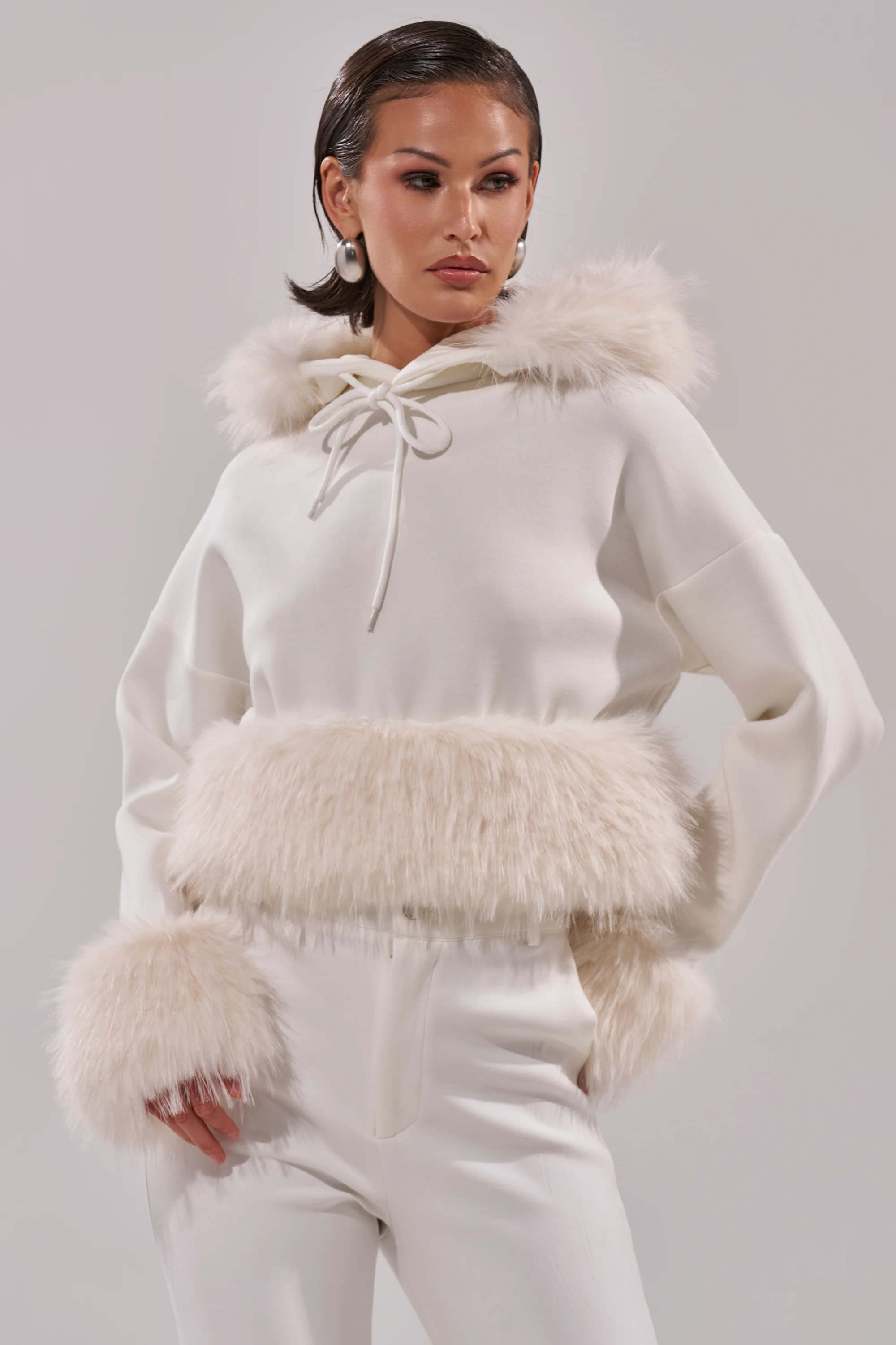 SNOW WHITE FUR TRIM SWEATSHIRT - Image 2