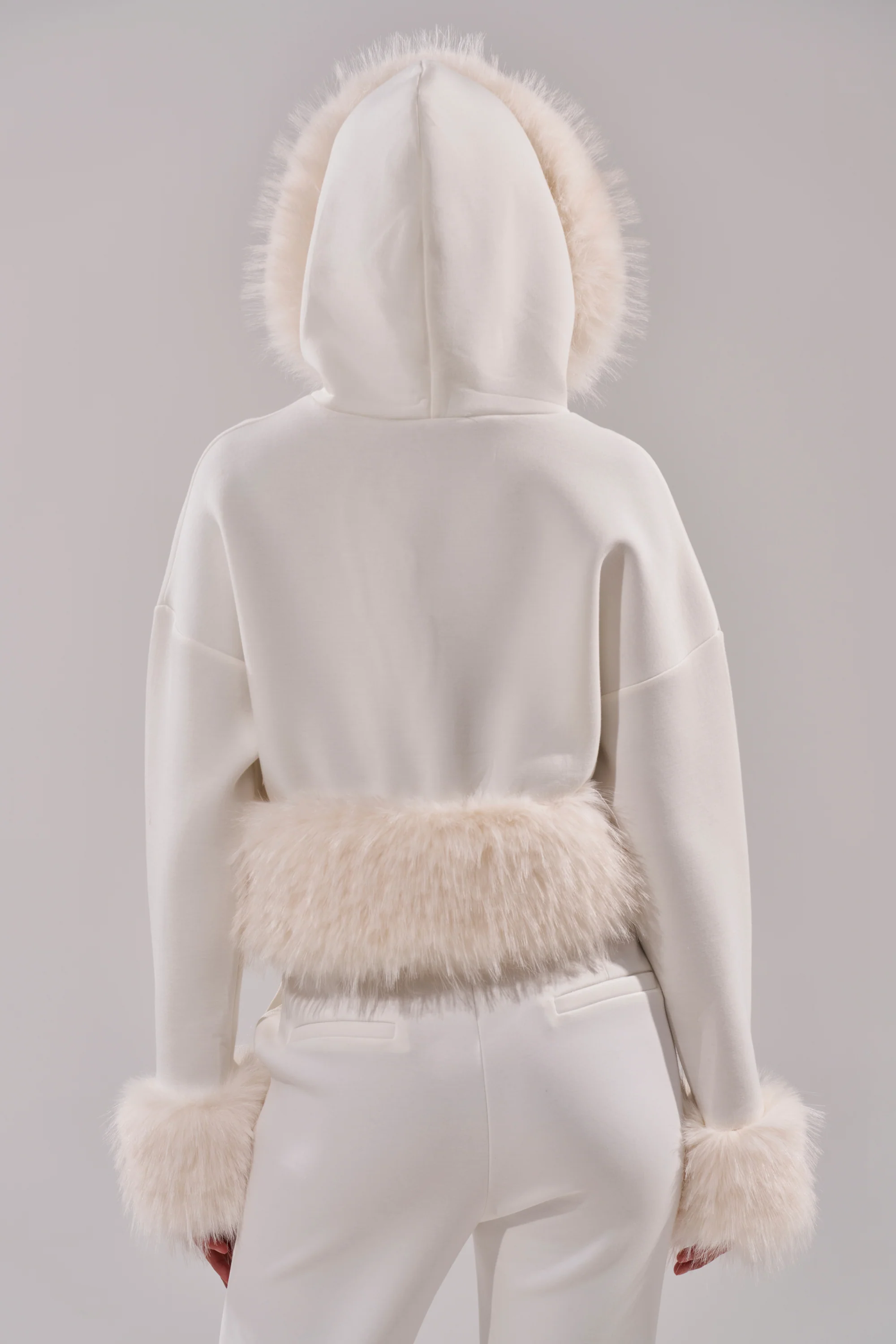 SNOW WHITE FUR TRIM SWEATSHIRT - Image 6