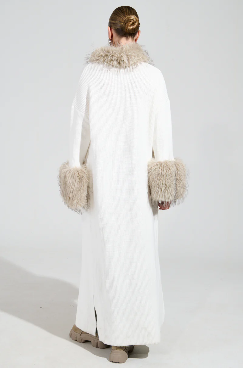 SNOWY NIGHT LONG CARDIGAN IN IVORY - Image 5