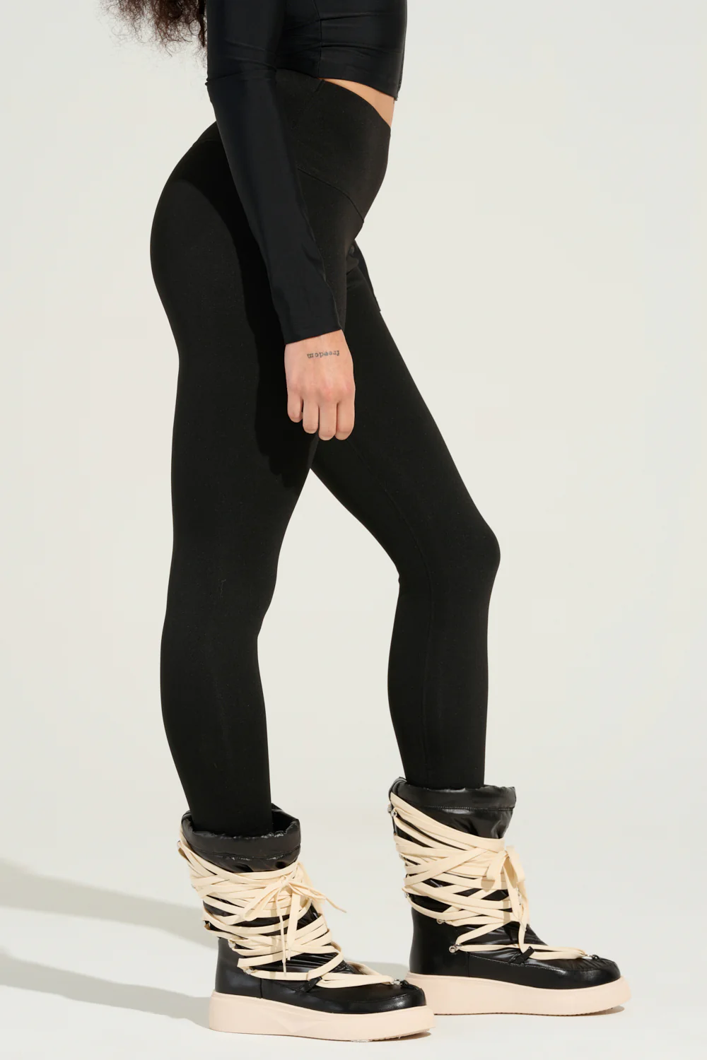 SNUGGLE FLEX FLEECE LEGGING IN BLACK - Image 3