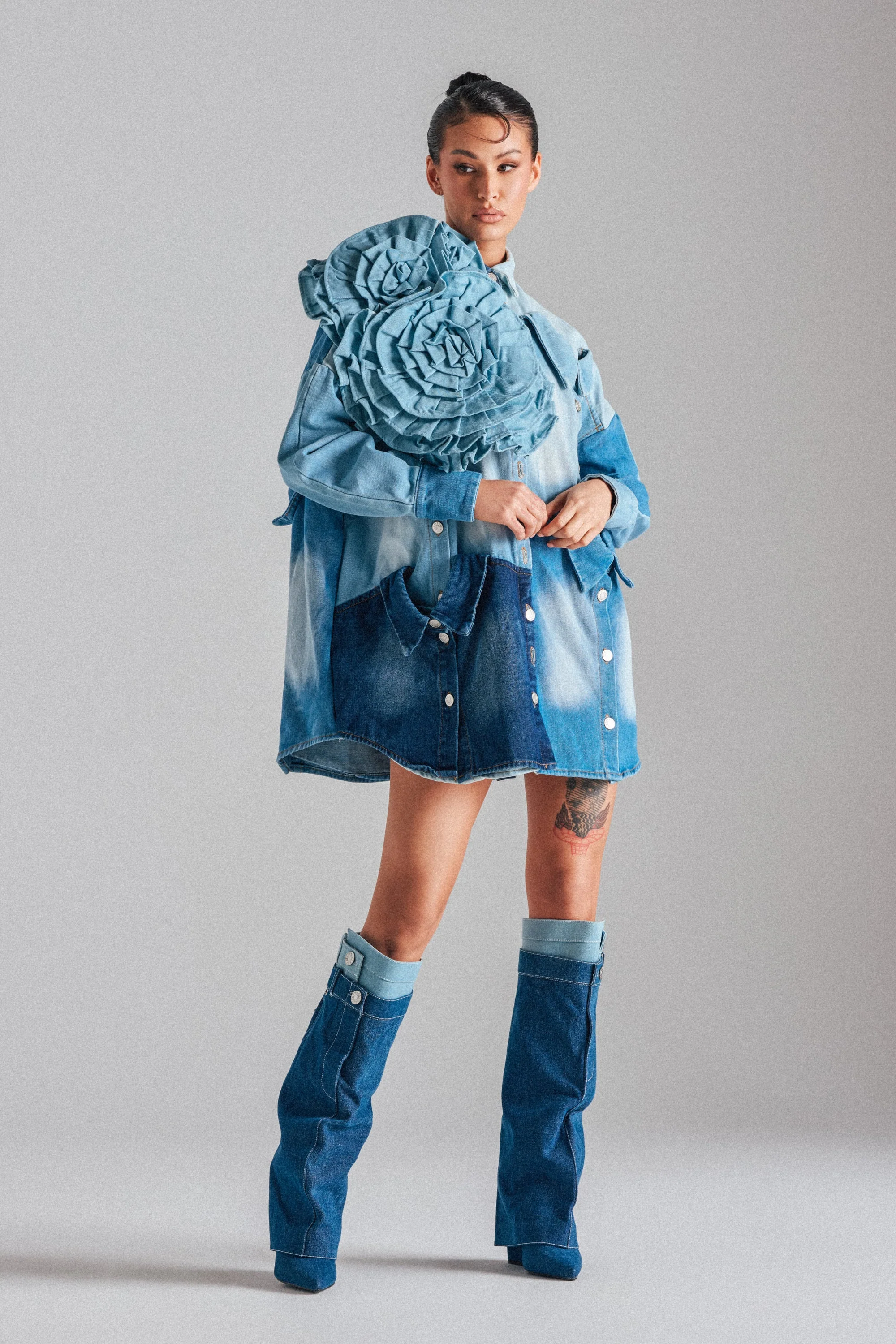 SO FINE DENIM BROOCH - Image 4