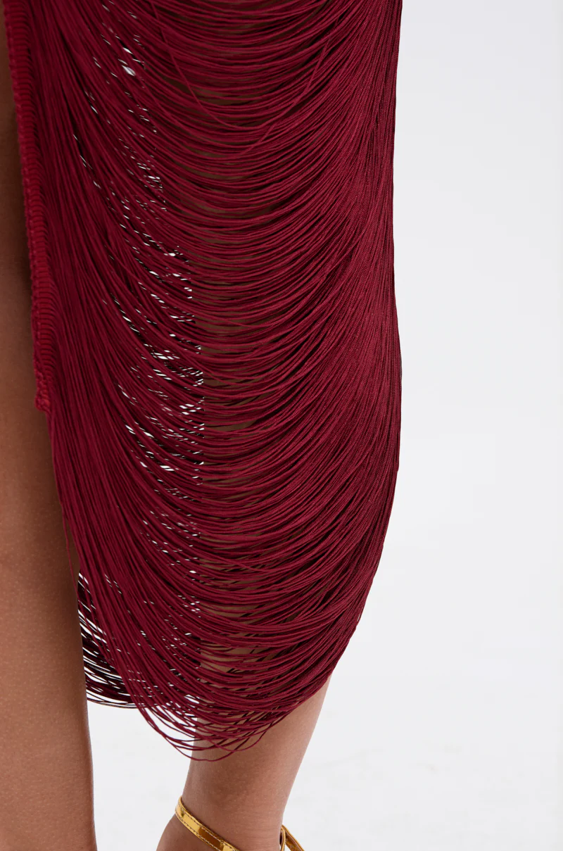 SOFIA FRINGE HIGH SLIT MIDI DRESS IN BURGUNDY - Image 7