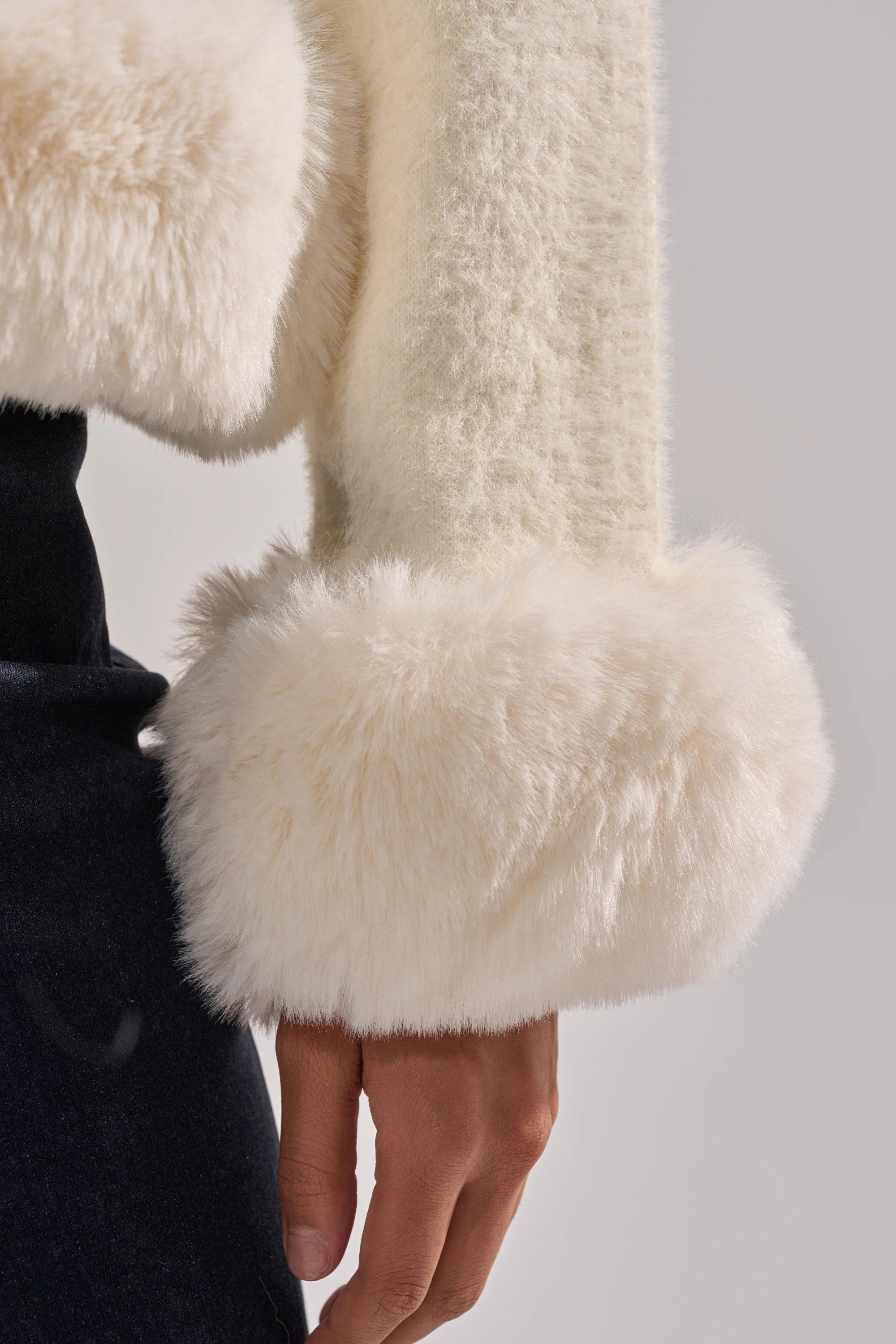 SOFT TOUCH CARDIGAN - Image 10