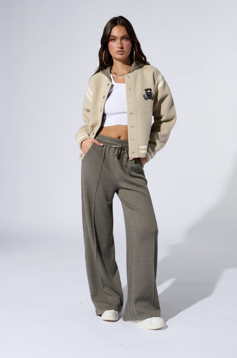 SOFTIE KNIT BOMBER - Image 5