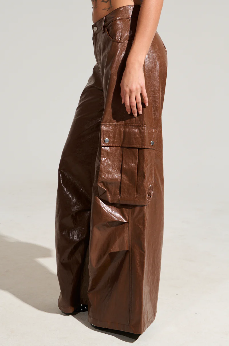 SOPHIE FAUX LEATHER TROUSER - Image 4