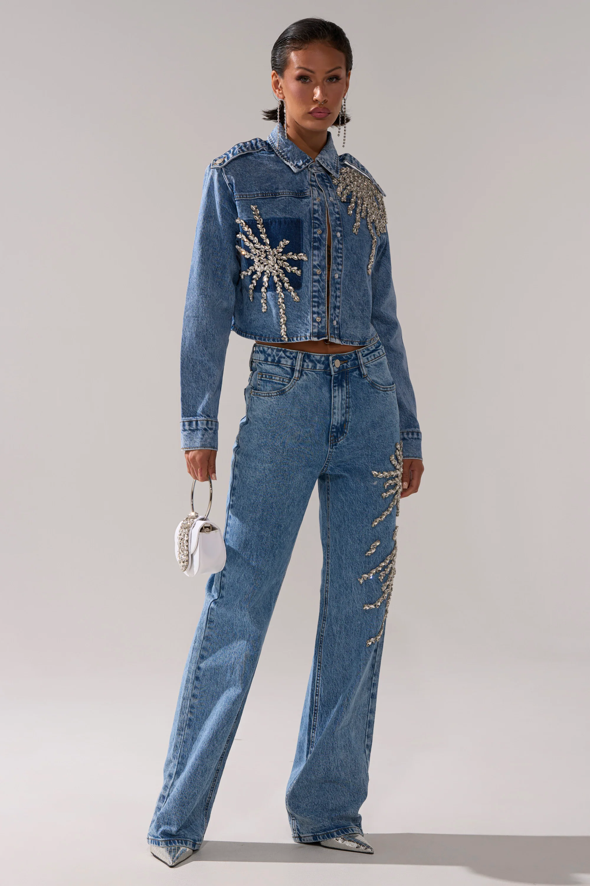 SPARKLE AND SHINE QUEEN RELAXED DENIM - Image 8