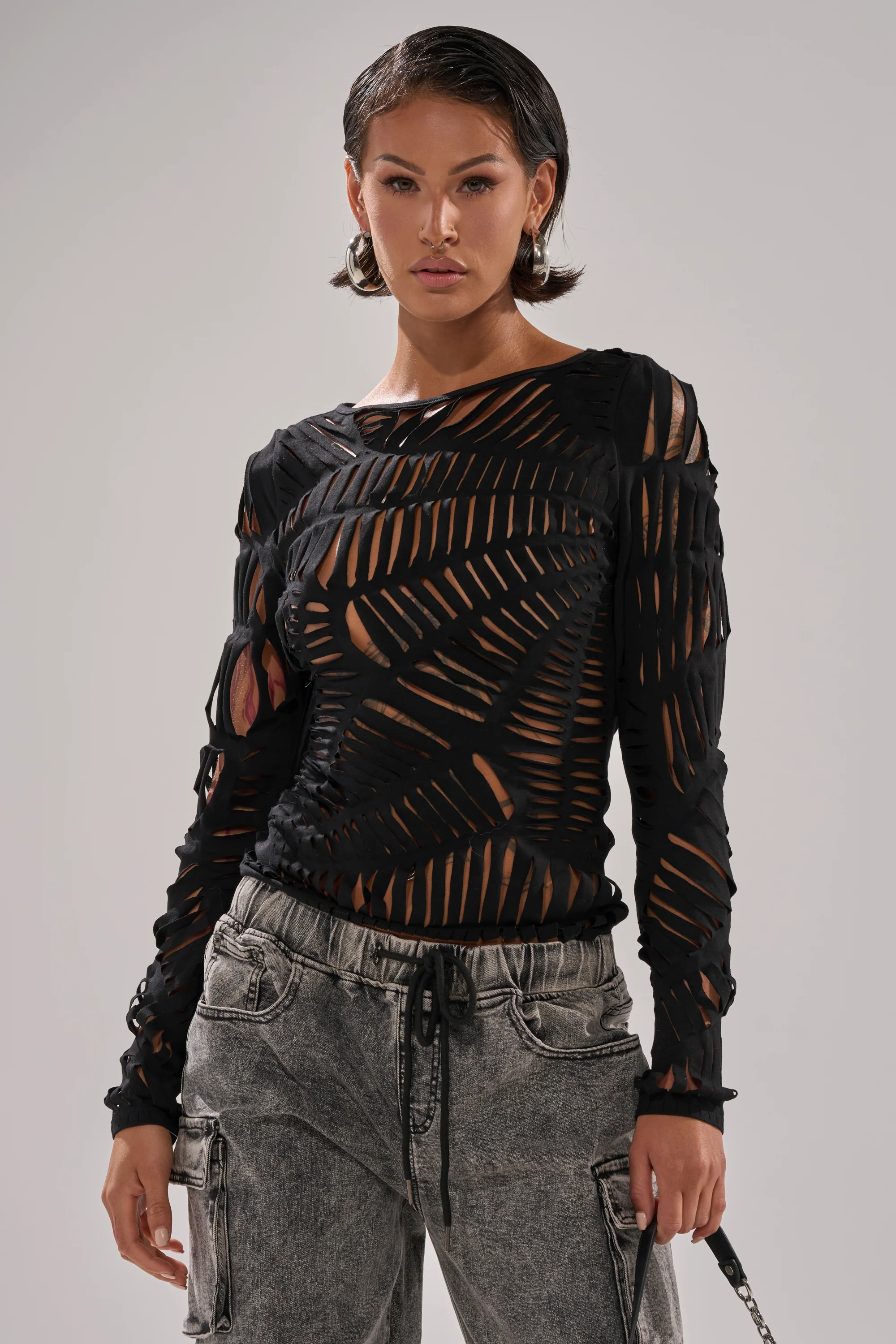 SPIDER WEB CUTOUT TOP