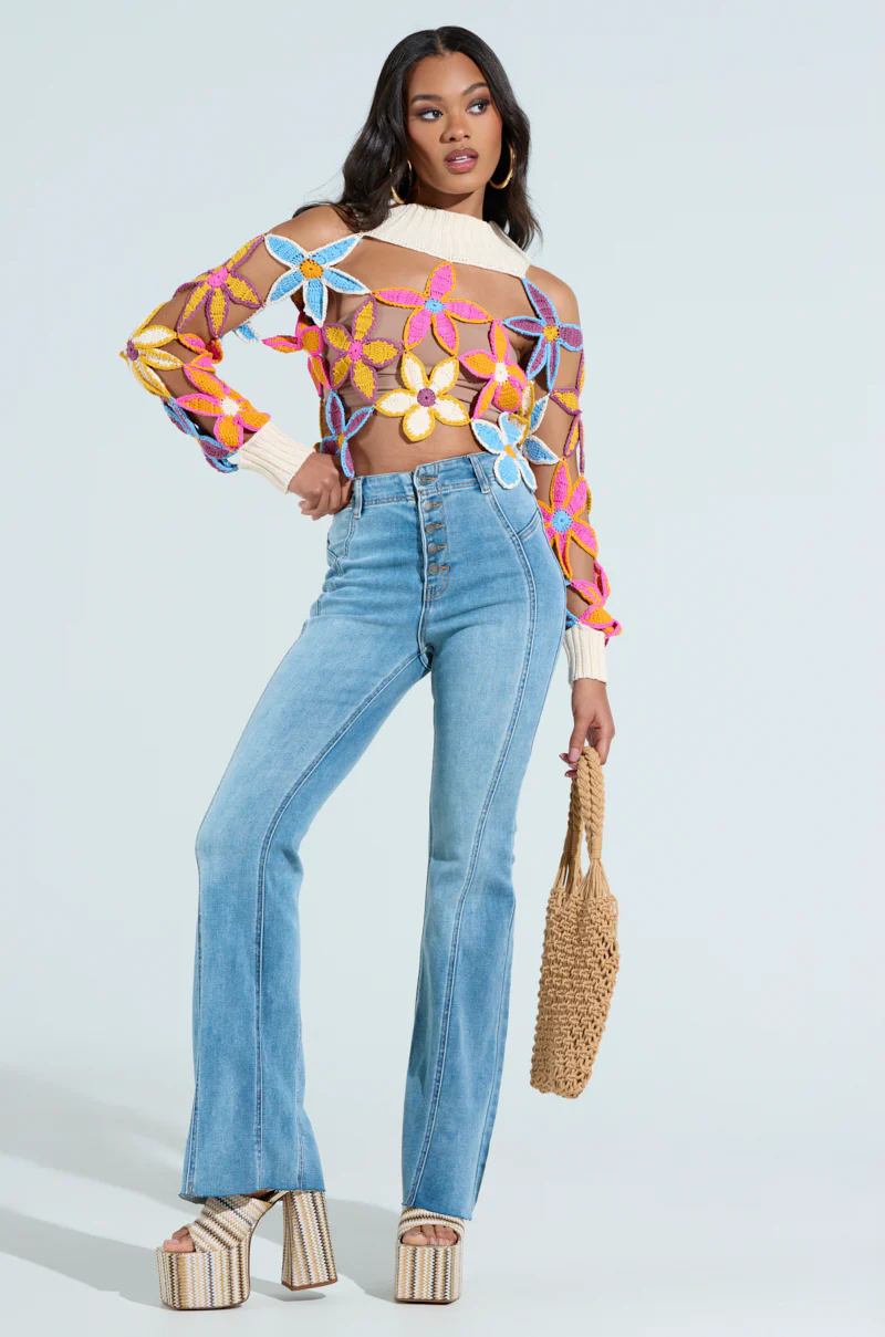 SPRING CUTOUT FLORAL MOCK NECK SWEATER - Image 5