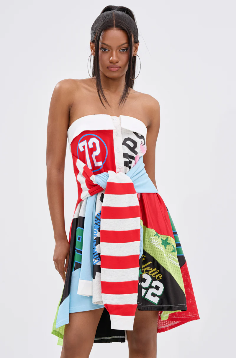 STAND OUT GRAPHIC MINI DRESS - Image 2