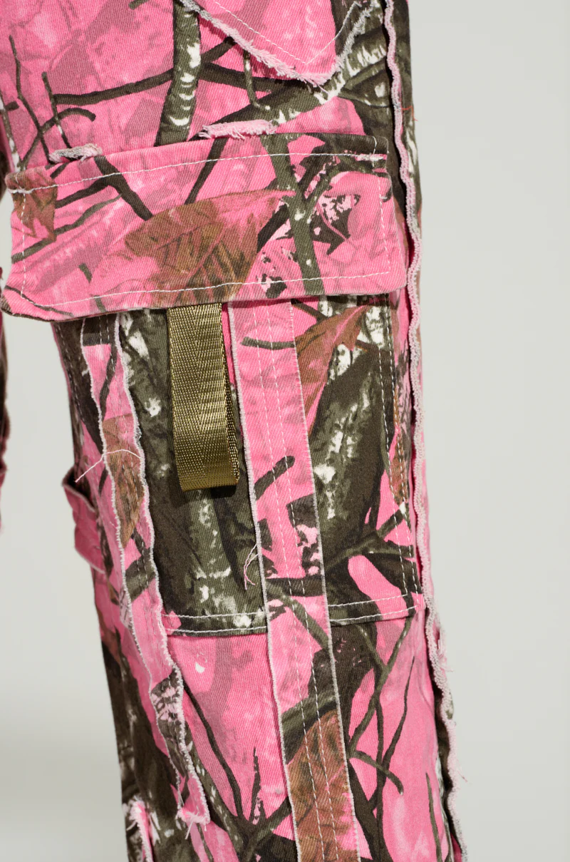 STAND OUT TO FIT IN CARGO PANTS - Image 6