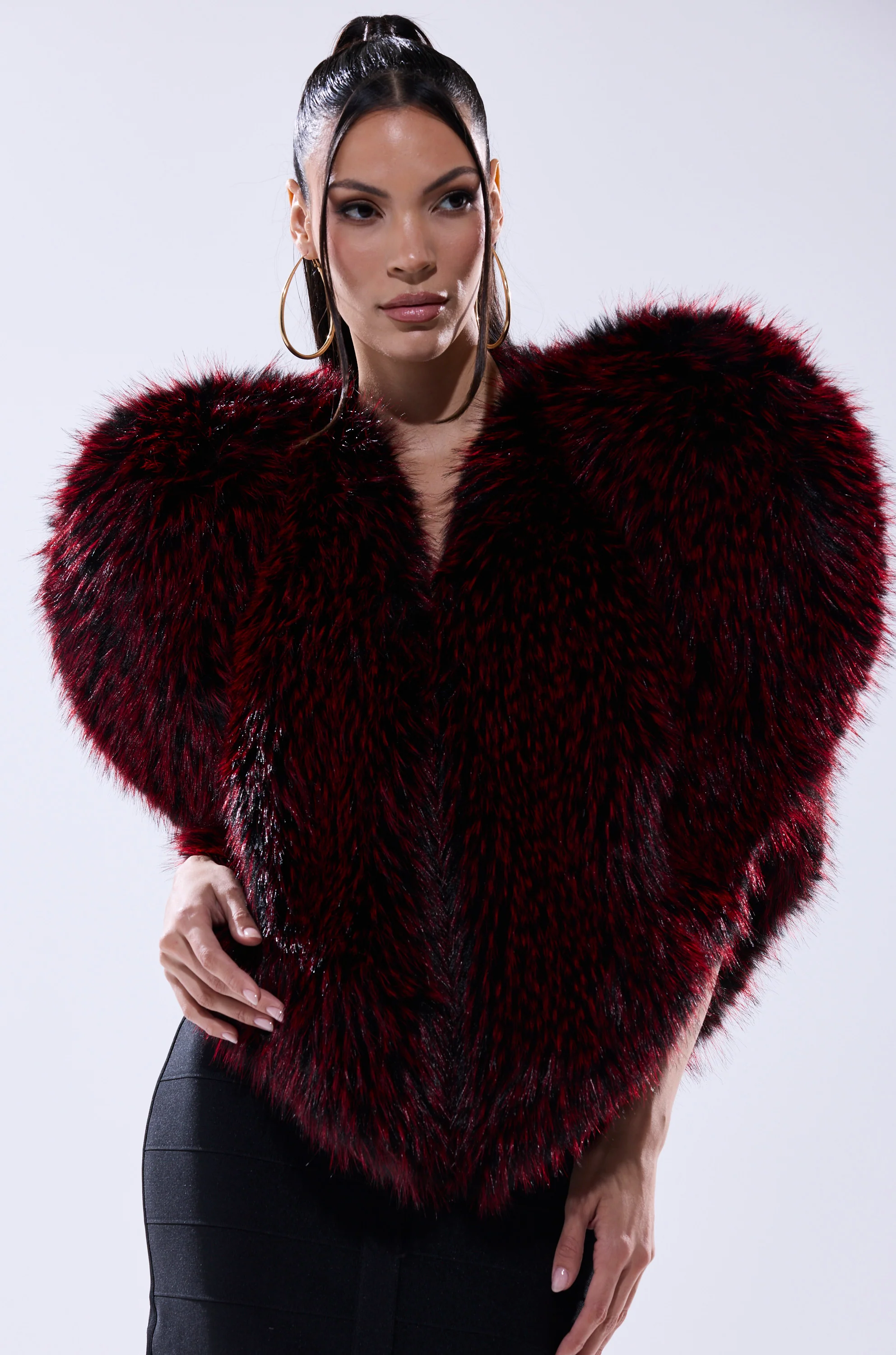 STAR CROSSED LOVER FAUX FUR VEST - Image 12
