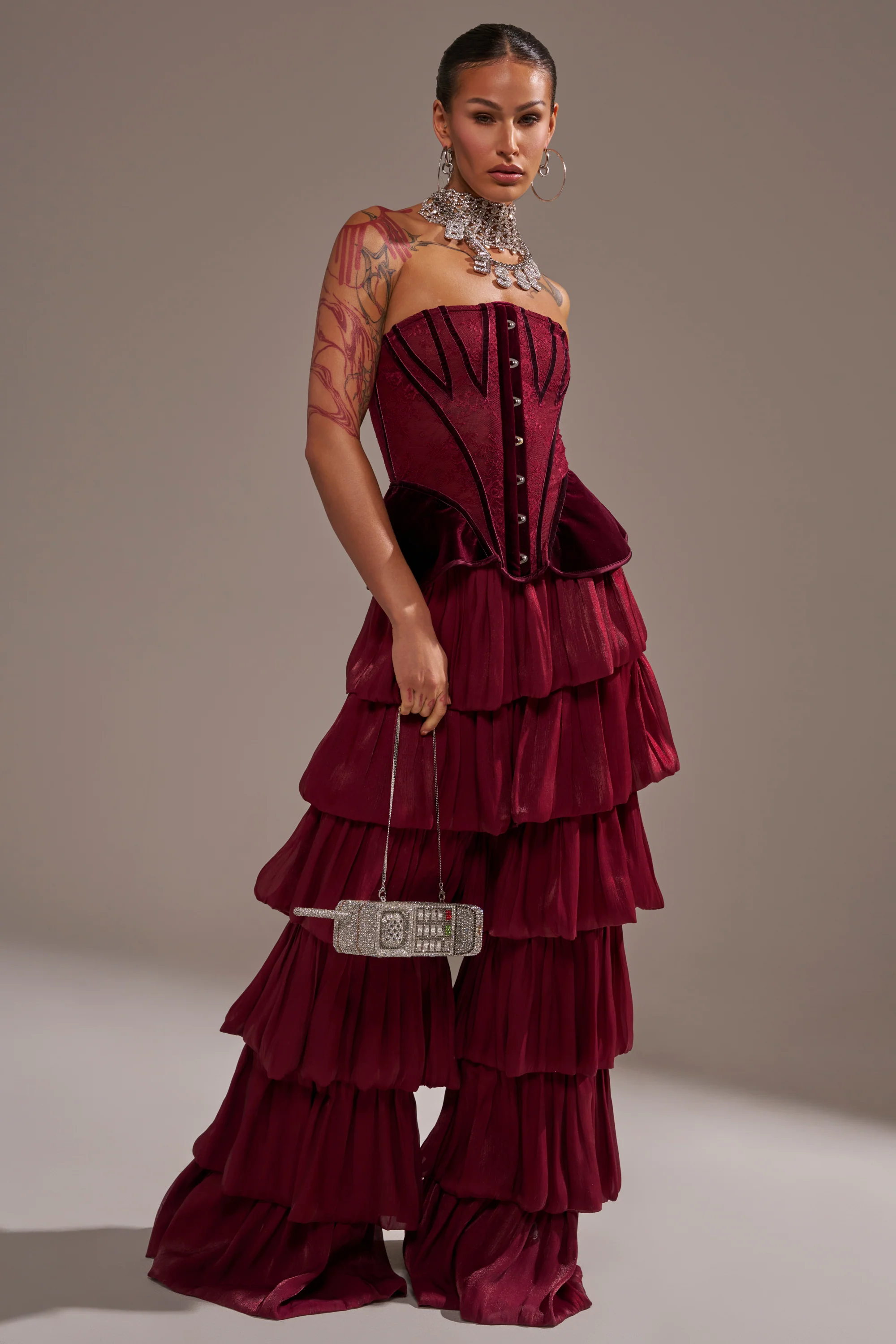 STAR OF THE NIGHT FLOUNCY PANT IN BURGUNDY - Image 2