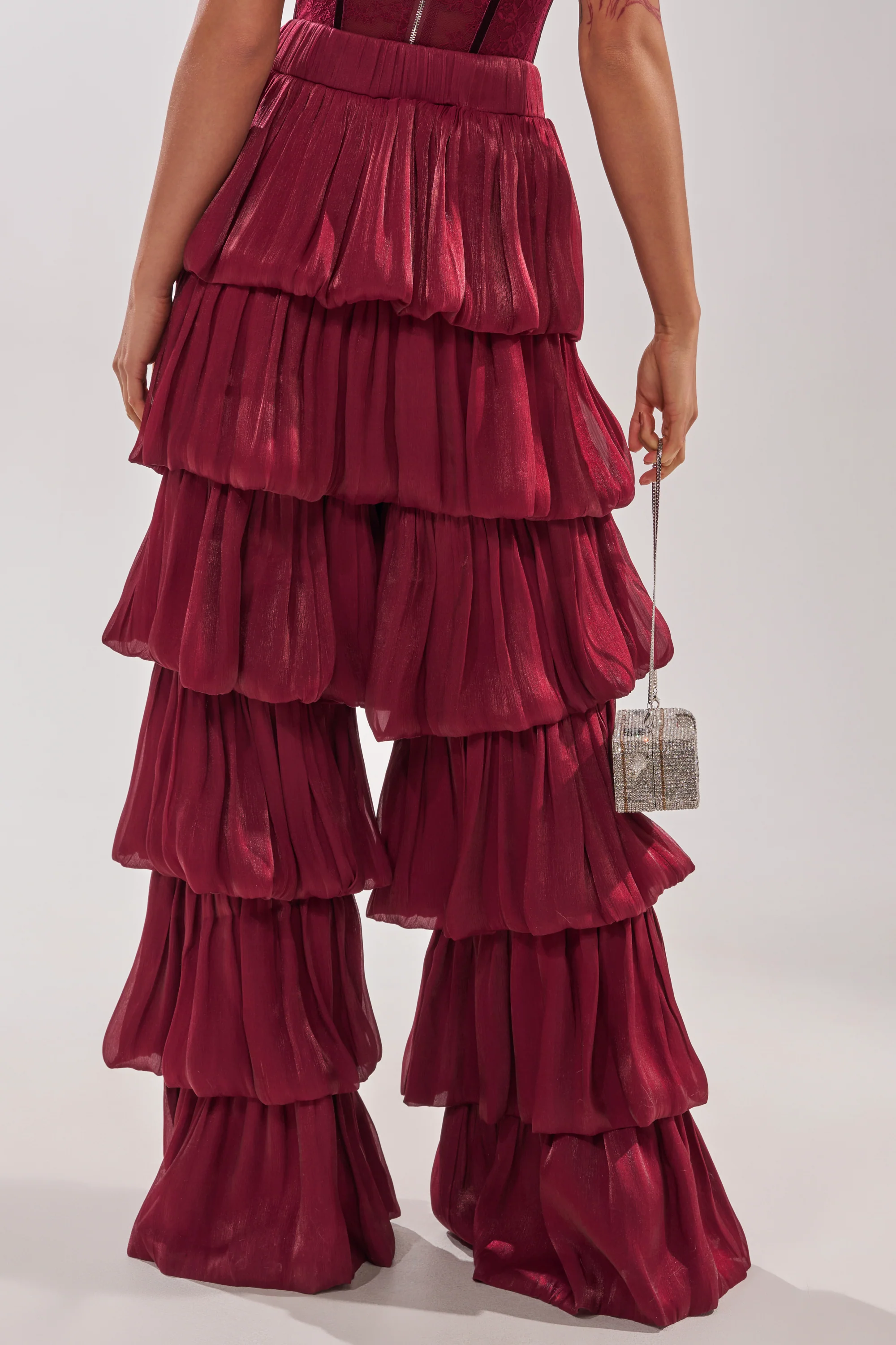 STAR OF THE NIGHT FLOUNCY PANT IN BURGUNDY - Image 7