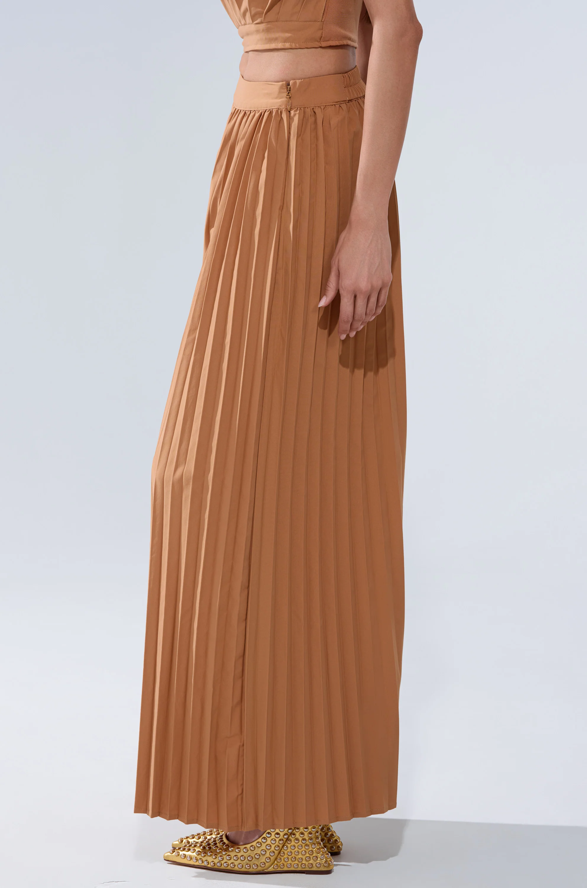 STAR OF THE NIGHT PLEATED PALAZZO PANT - Image 4