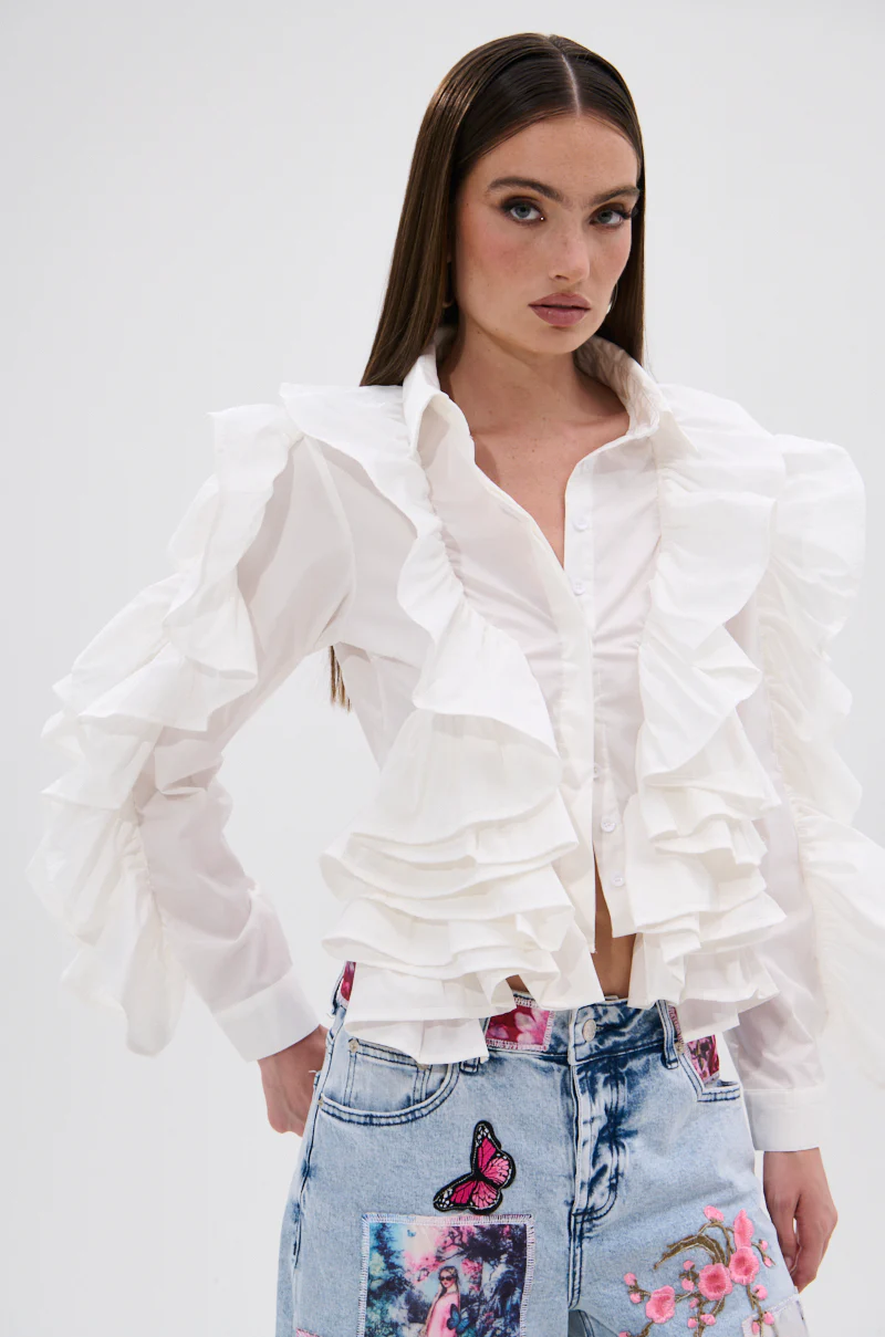 STAR OF THE SHOW RUFFLE BUTTON DOWN - Image 3