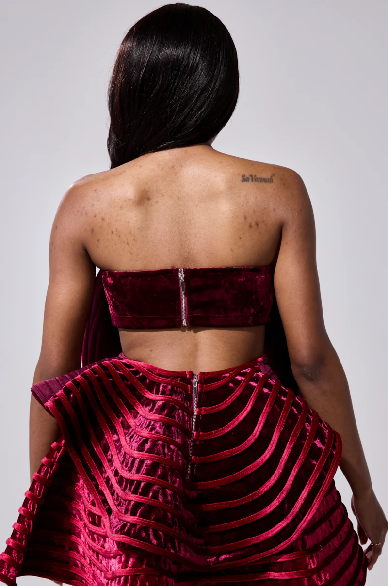 STAR OF THE SHOW VELVET BLOUSE - Image 5